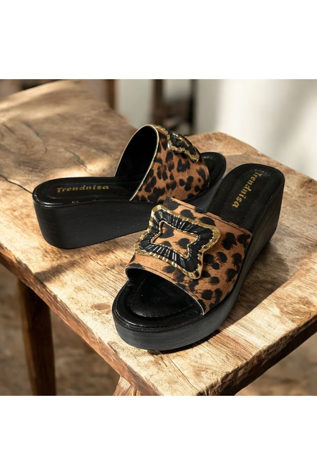 Lion-Wedding Heel Leopard Patterned Slippers Suitable for Daily Use 3