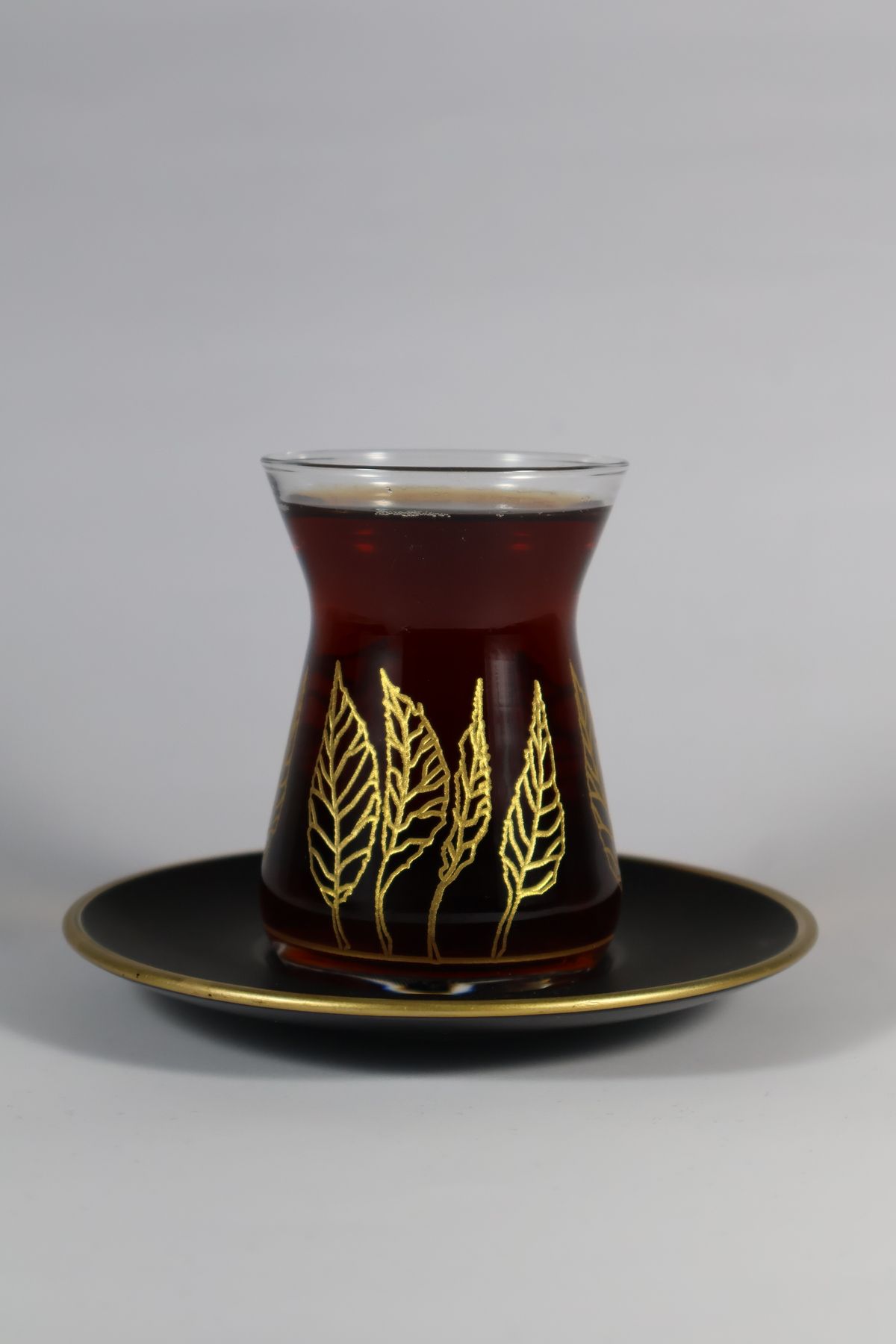 Campiri YAPRAK SERİSİ 12 PARÇA 6 KİŞİLİK ÇAY TAKIMI GRAVÜR (OYMA - KAZIMA) SANATININ İNCELİKLERİYLE