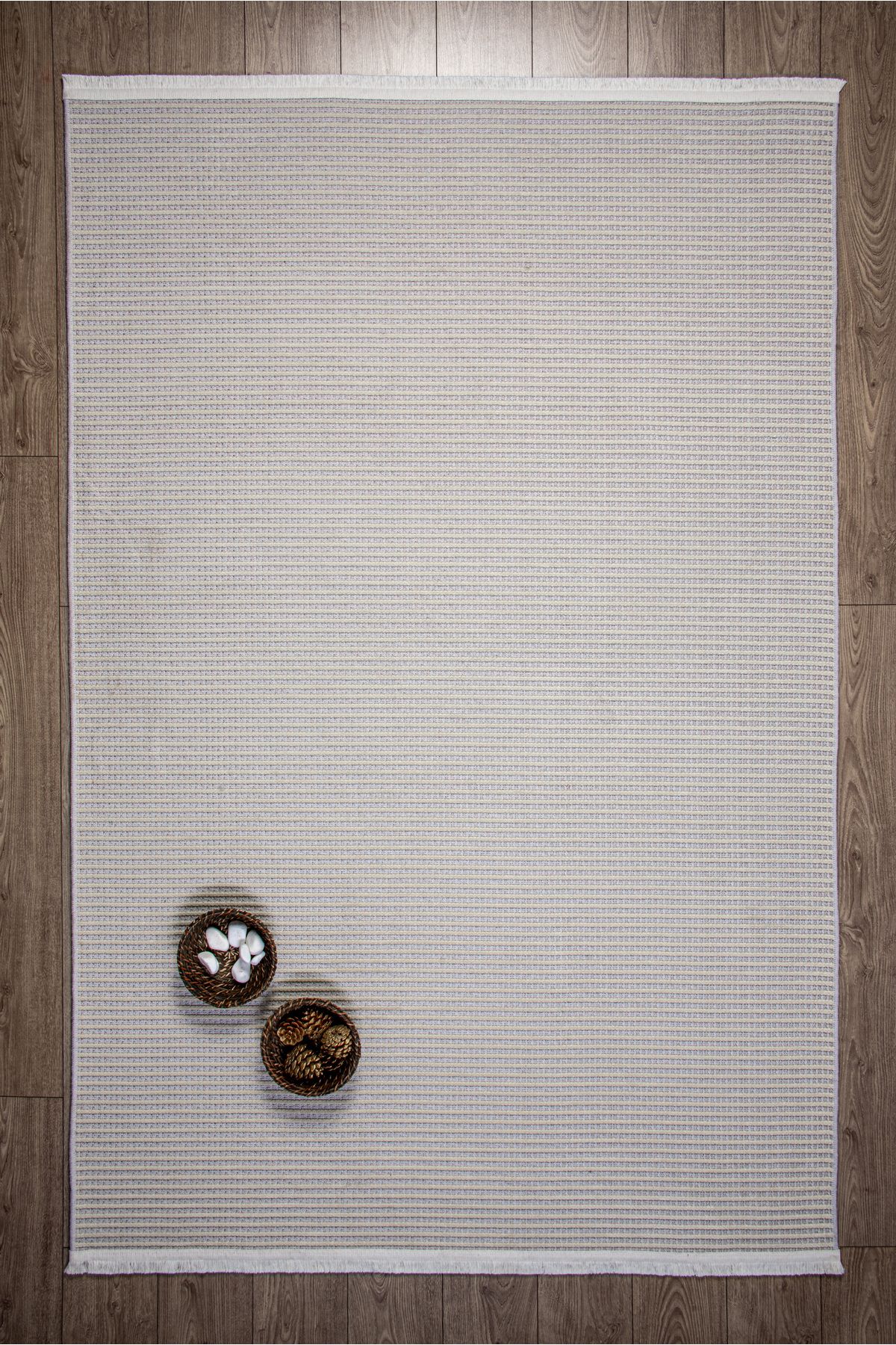 Enva Home Modern Şönil Kilim Halı Yıkanabilir Kaymaz Tabanlı Yumuşak İnce Yapısı ile Her Alana Uyumlu Beyaz