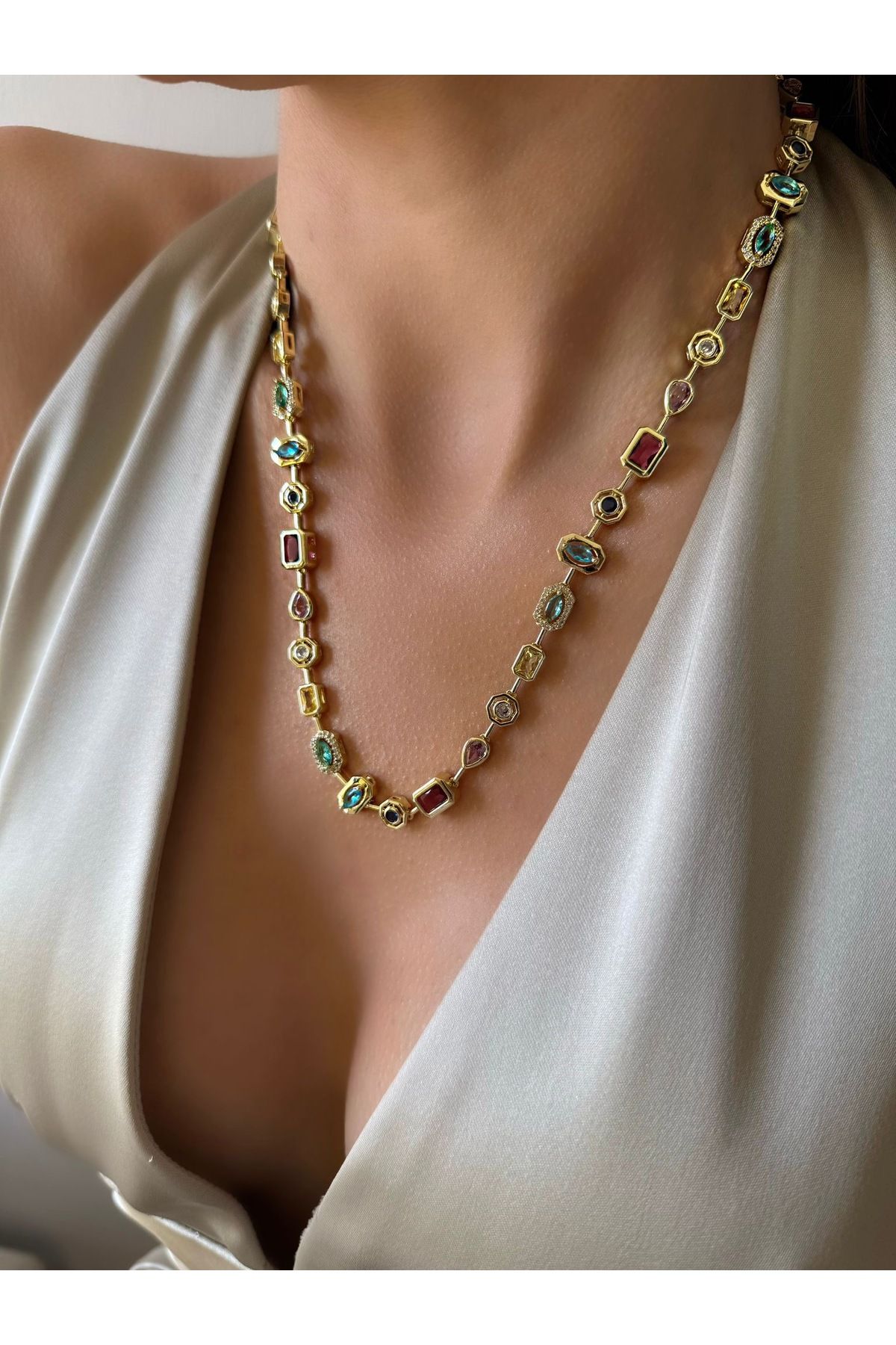 İNN JEWELLERY Çelik Kolye Kararmaz Vintage Figürlü (2 YIL İTHALATÇI GARANTİLİ)