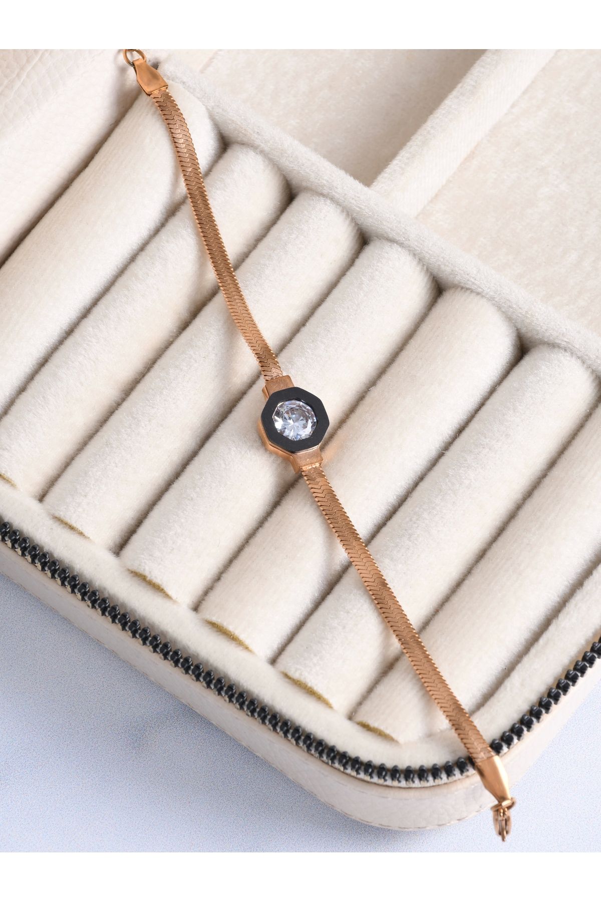 shiva accessorie Marka Model Rose Çelik Bileklik