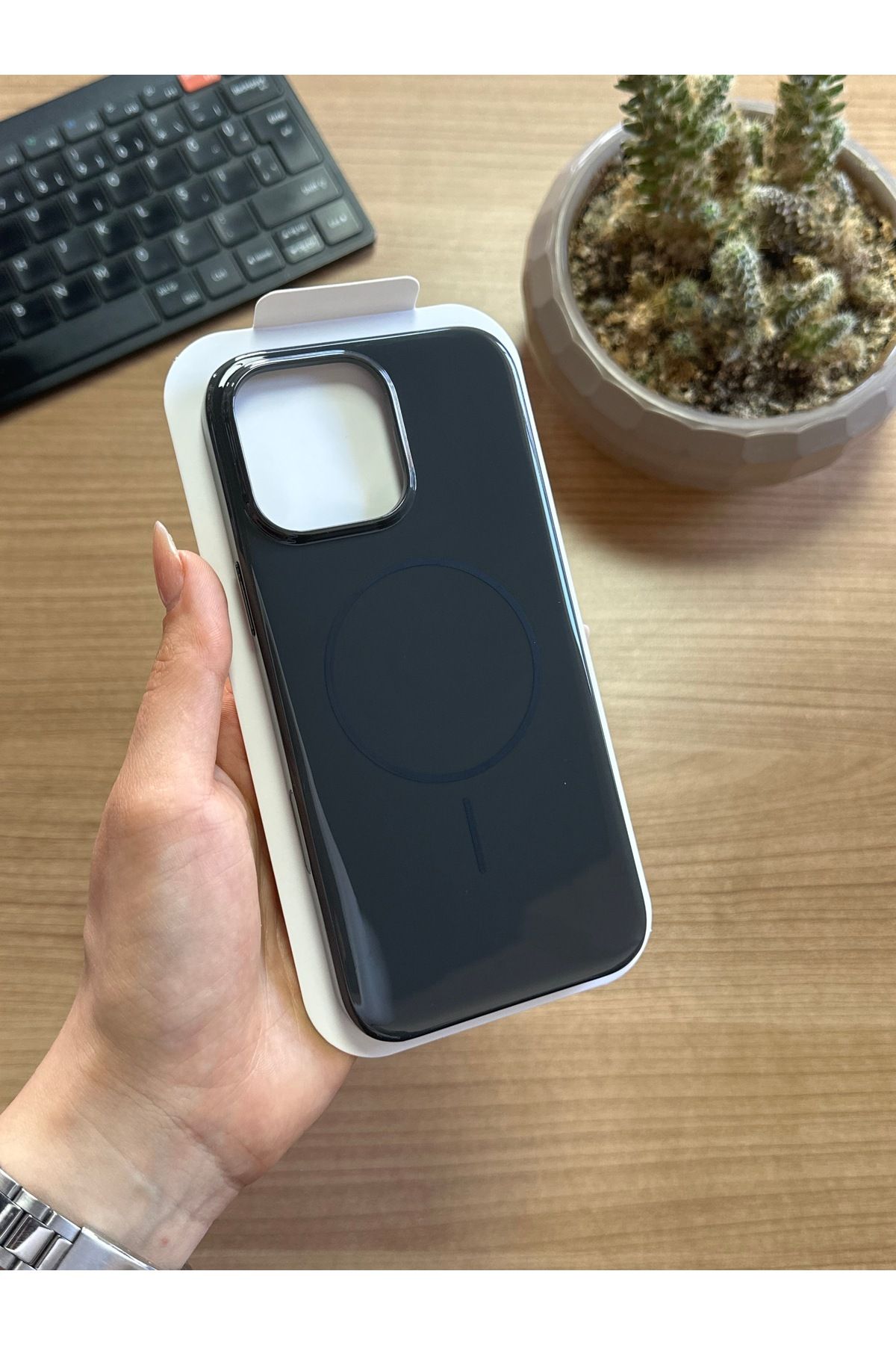 MTL iPhone 16 Pro Max Animasyonlu Stylus Silikon Kılıf