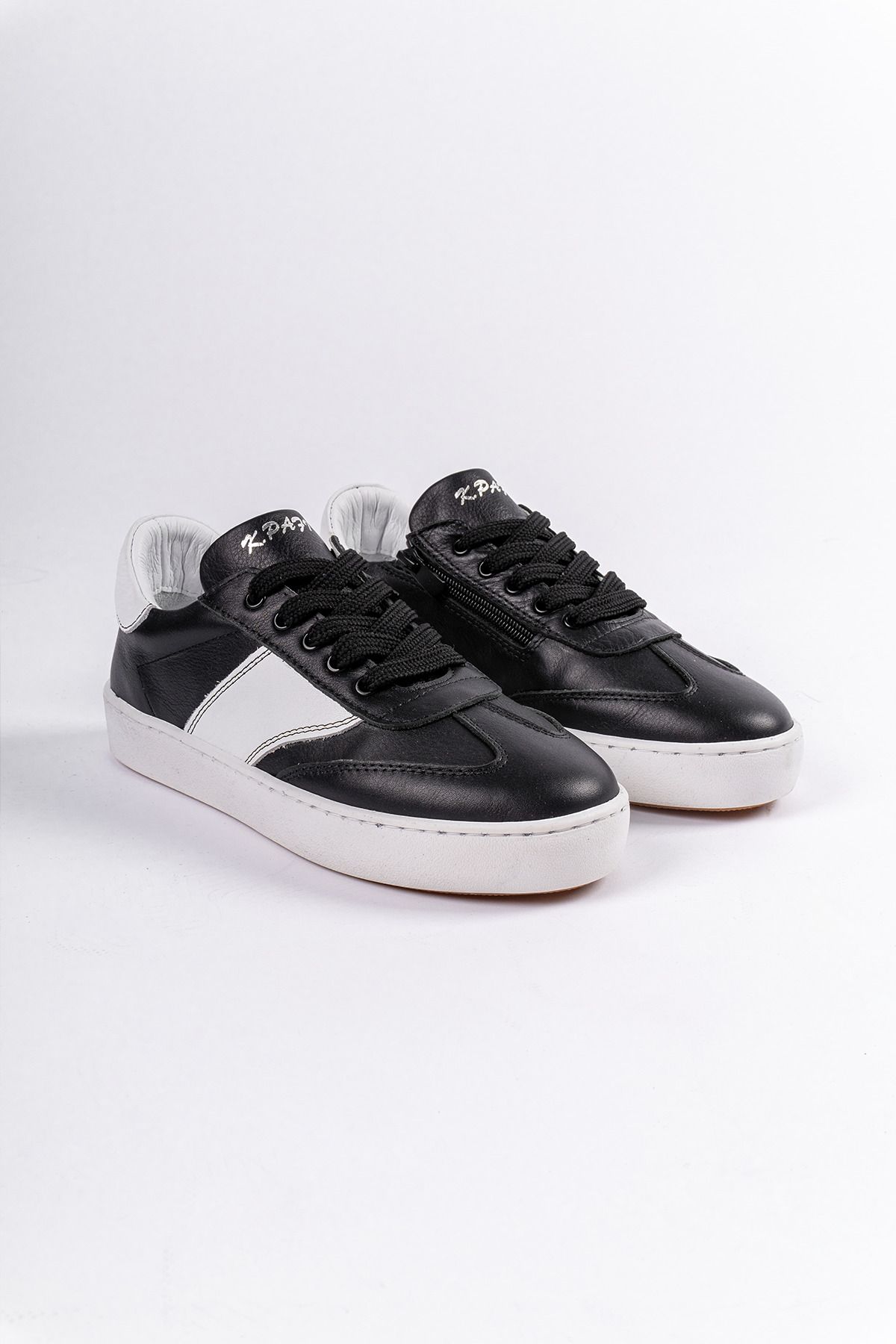 alkushoes Hakiki Deri Kadın Sneaker Siyah ,Bağcıklı Çizgi Detaylı Siyah Taban Günlük Spor Ayakkabı