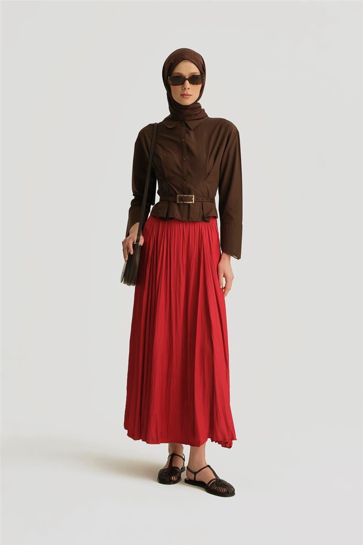 دامن ساتن چین‌دار ۲۵yh5601 قرمز Armine