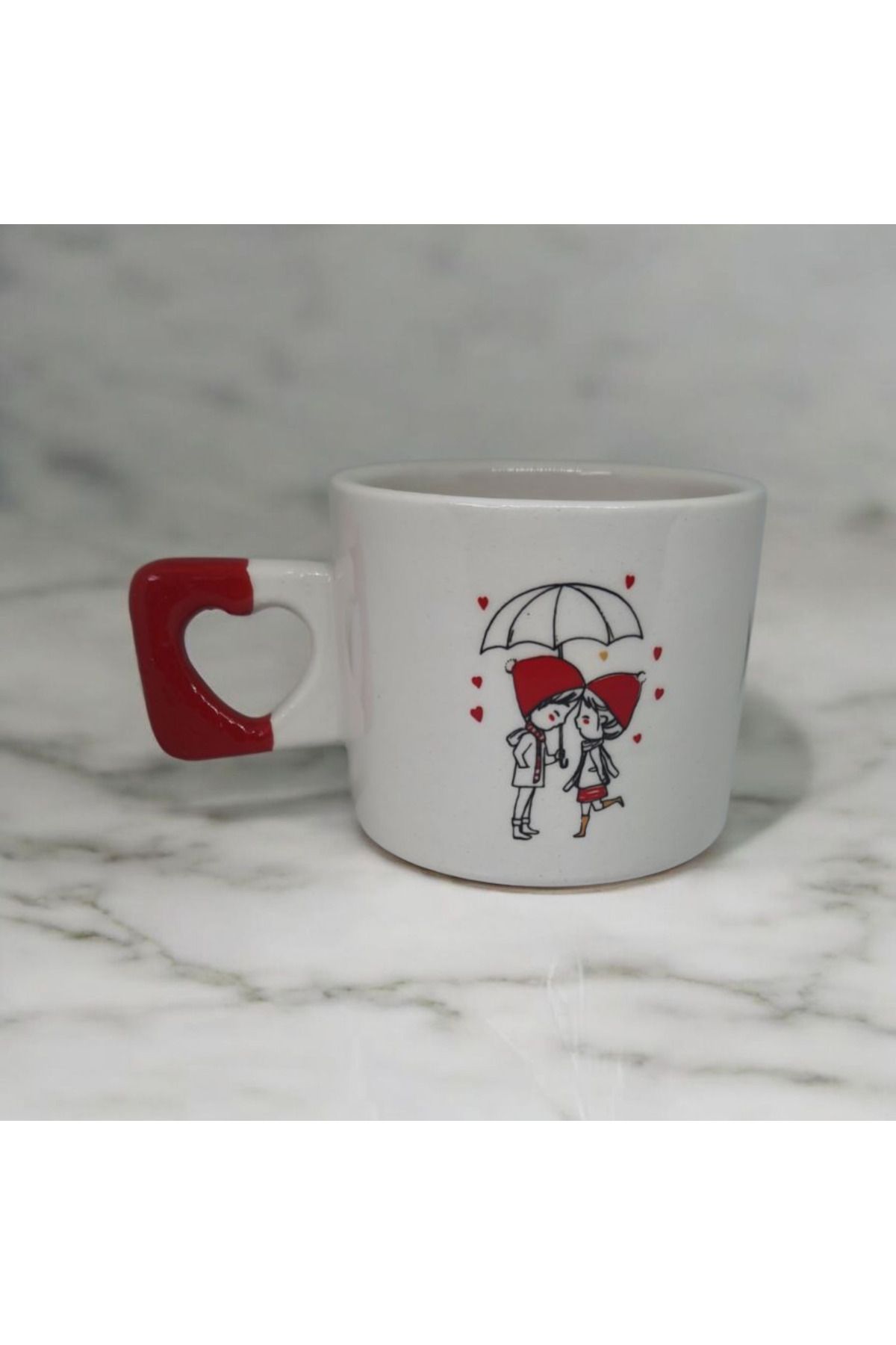 Simge Seramik Şemsiyeli Romantik Çift Çift Taraf Çizimli Kalp Kulplu El Yapımı Doğal Seramik Mug Kupa Fincan