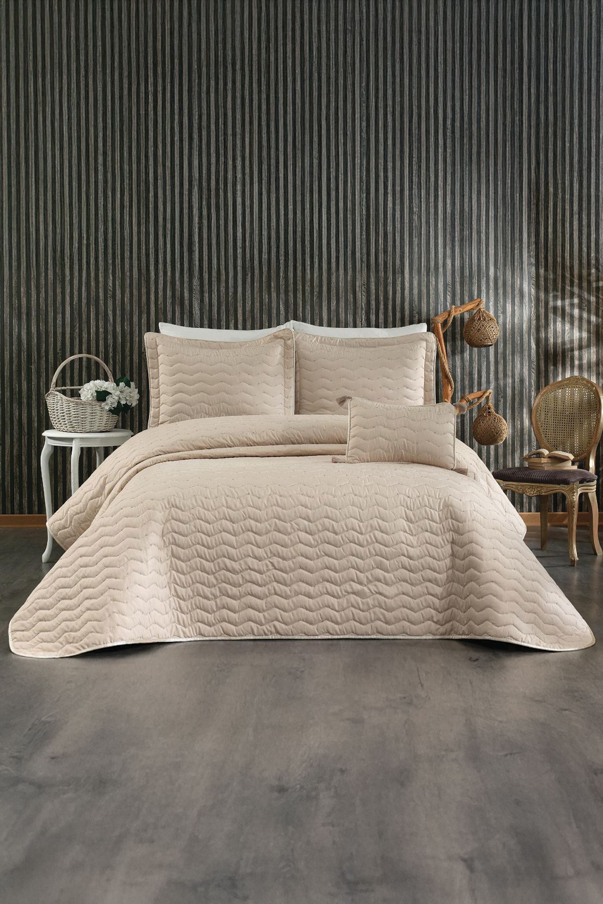 Bonny Home İpeksi Dokulu Kapuçino Modern Ve Sade Çift Kişilik Yatak Örtüsü Takımı