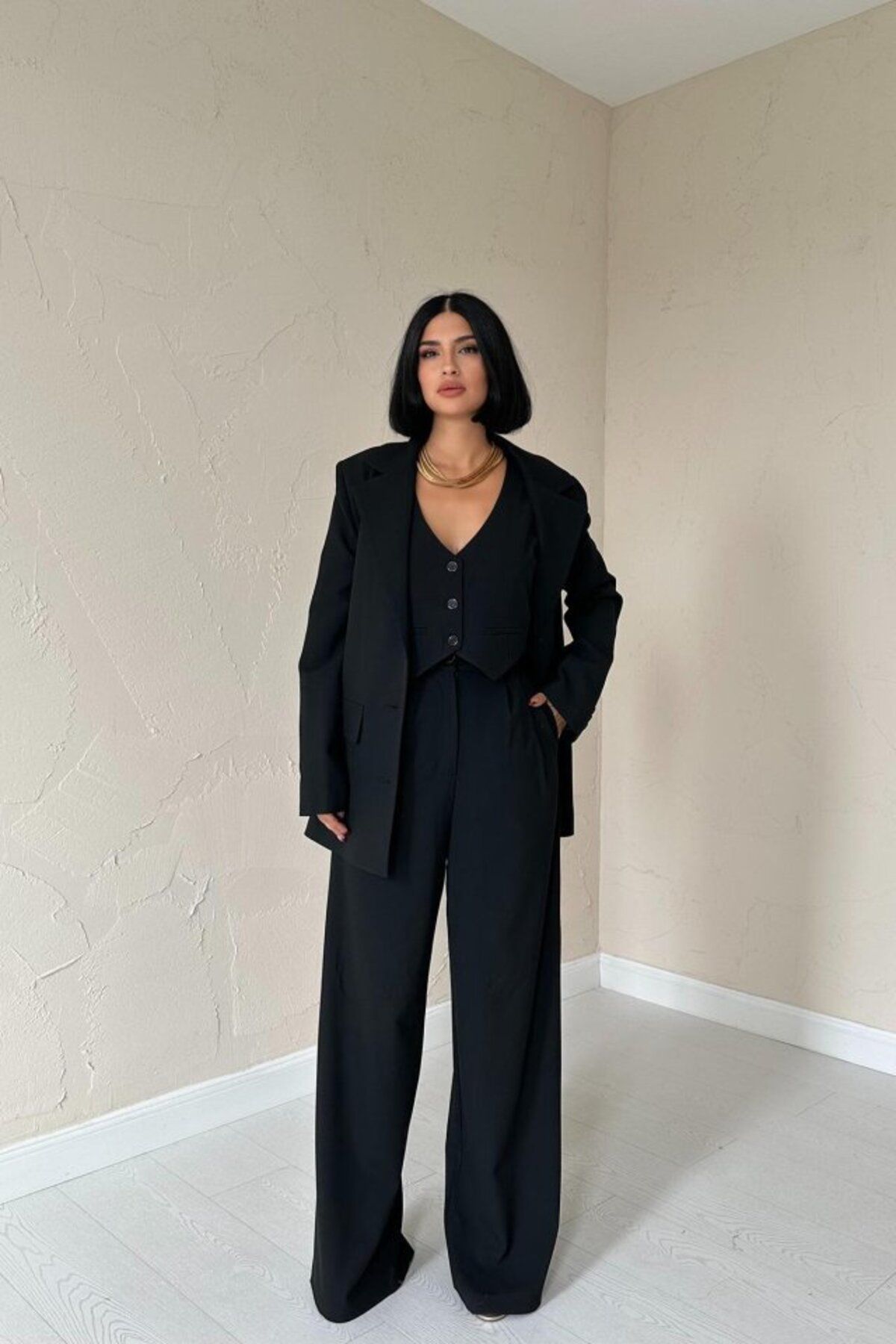 VELİZADE Premium V Yaka Kolsuz Model Önü Düğmeli Crop Yelekli Palazzo Pantolon Blazer Ceket 3'lü Takım