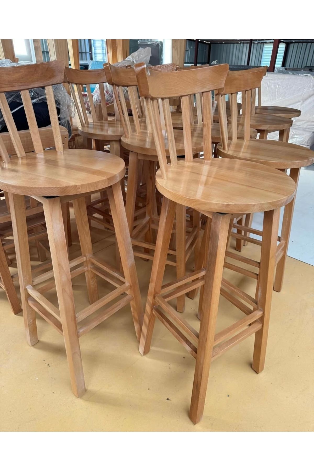 Ceren AHŞAP BAR TABURESİ