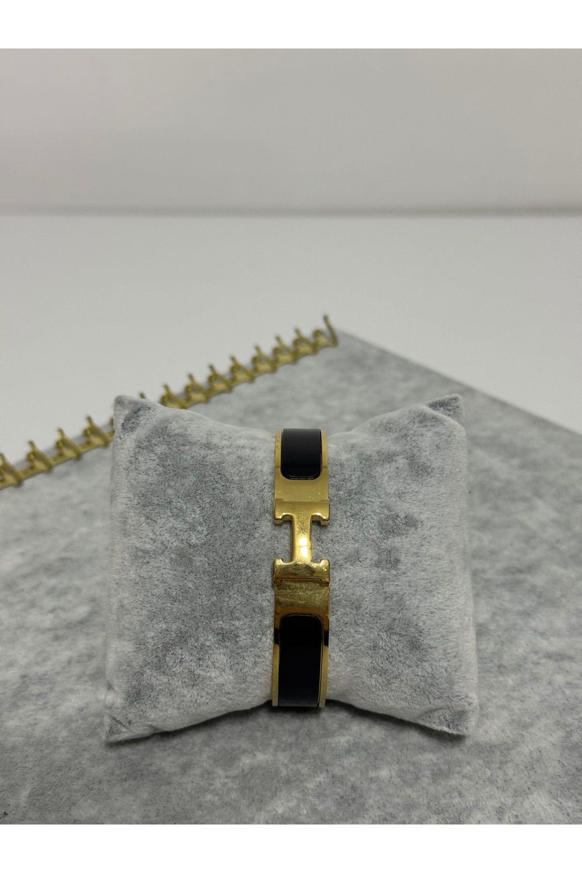 XUPING JEWELRY 18K altın kaplama kelepçeli Çelik bilezik