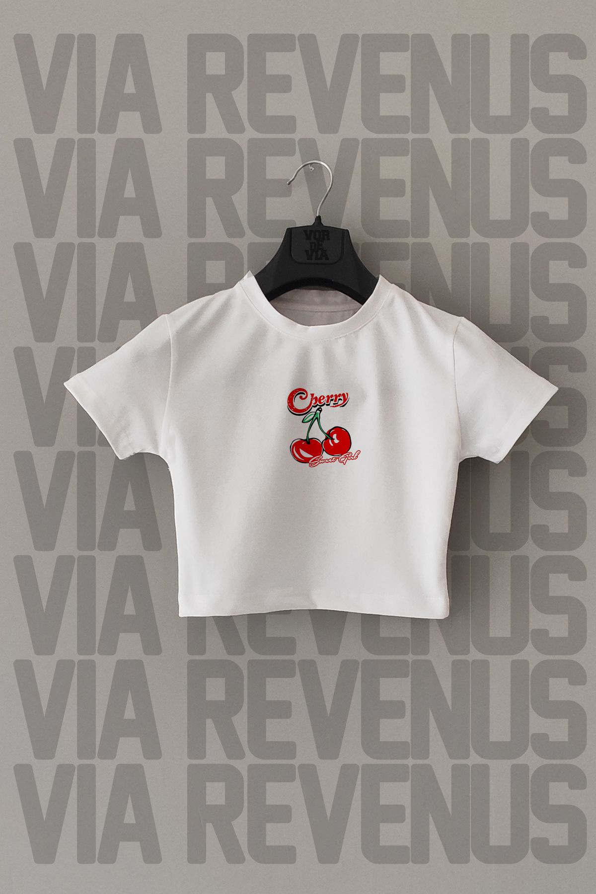 Vordevia Cherry Sweet Girl Baskılı Dar Kalıp Crop