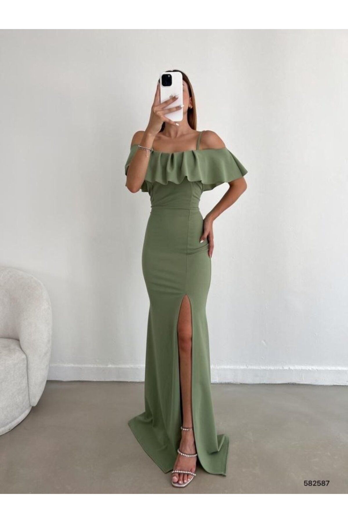 moda wanilia Kadın Dalgıç Krep Yırtmaç Detaylı Askılı Maxi Boy Elbise