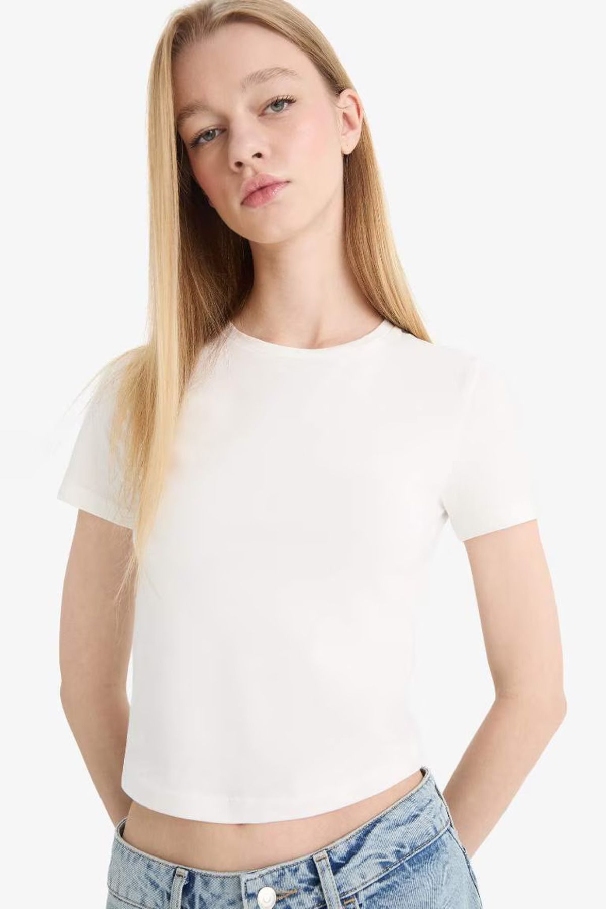 DeFacto Coool Fitted Basic Düz Kısa Kollu Tişört