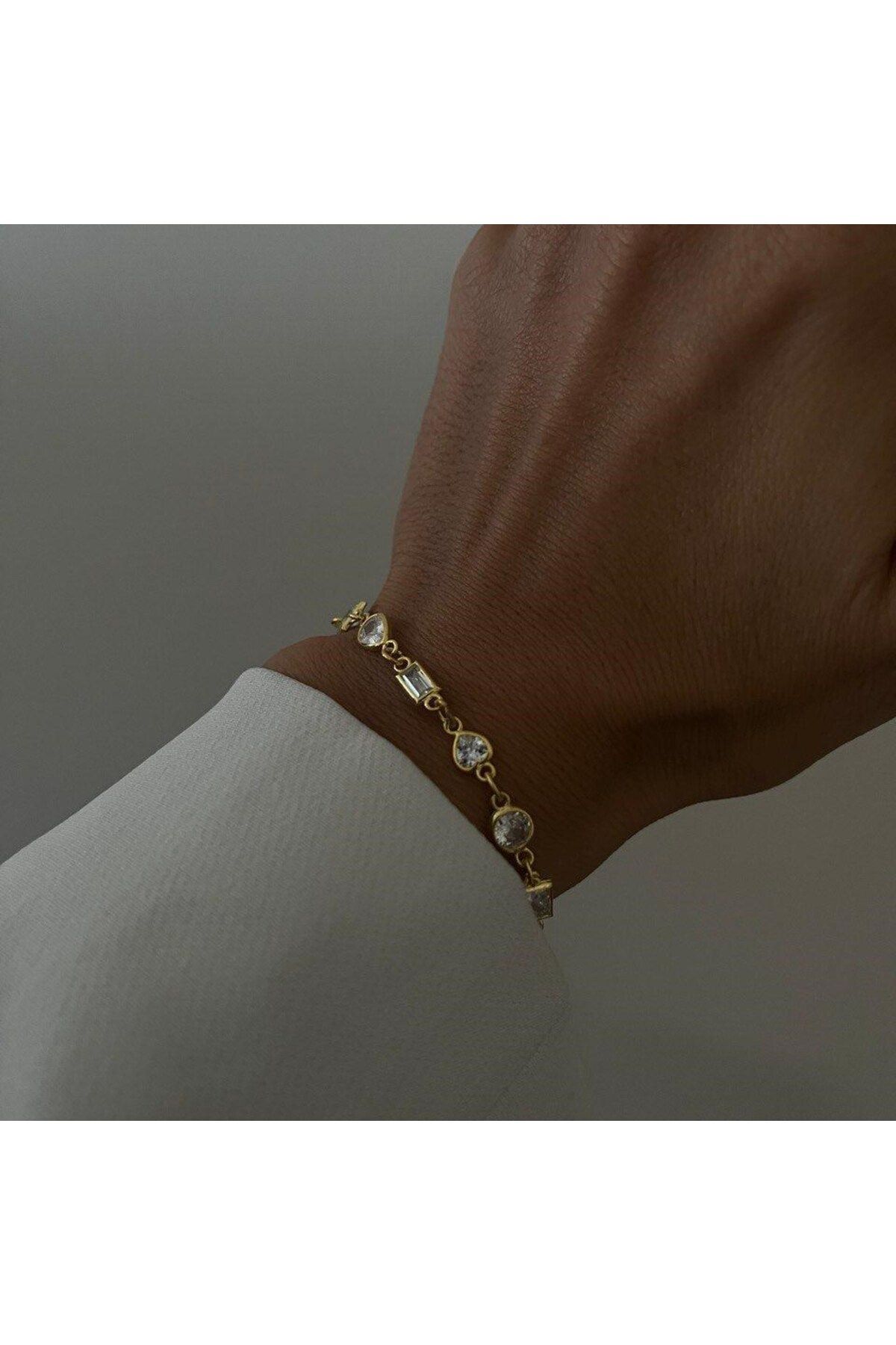 beonejewelry HACİMLİ ŞEFFAF TAŞLI BİLEKLİK | 925 GÜMÜŞ