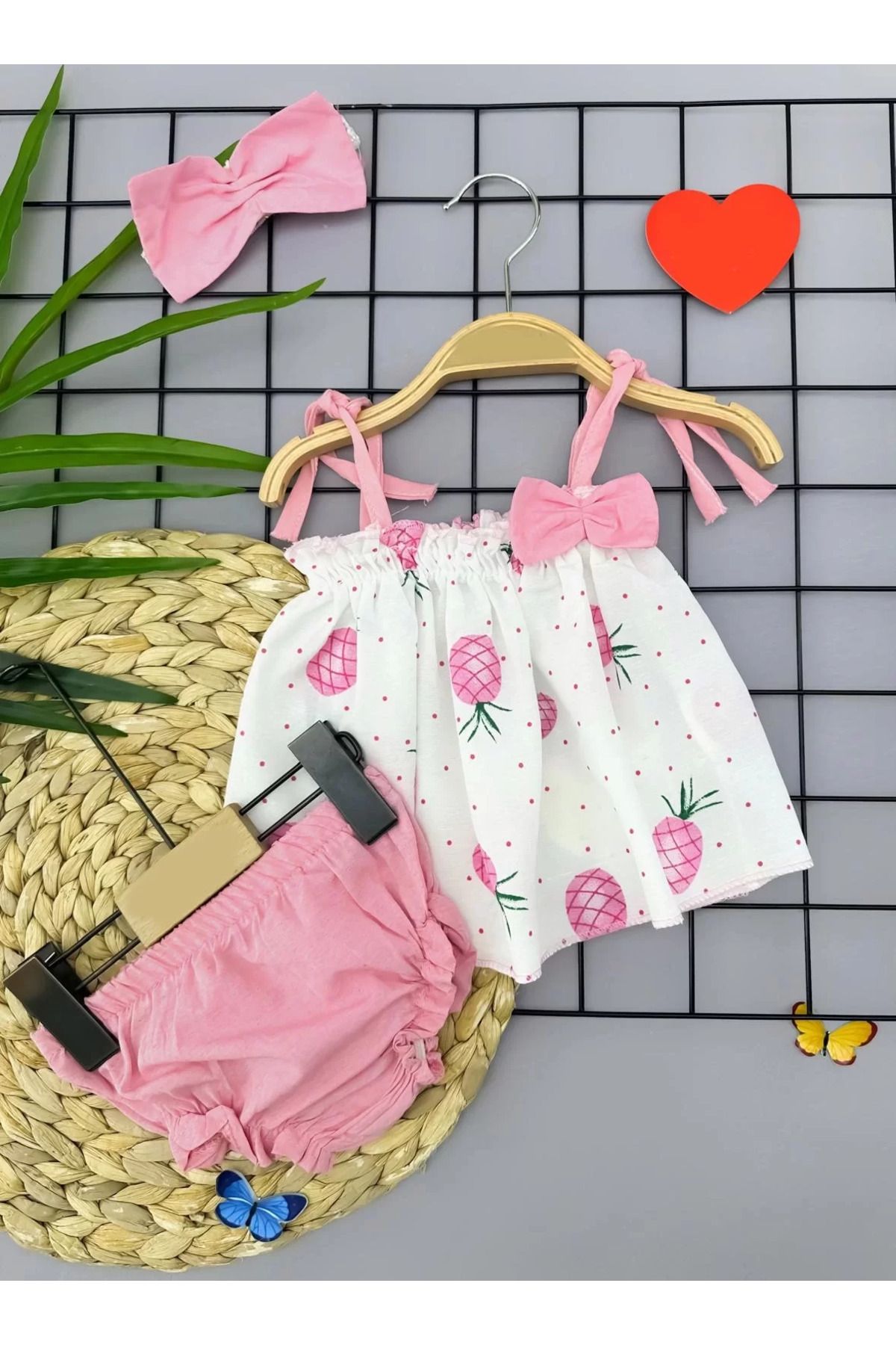 onlinebutik Bandajlı Ve Kilotlu Ananas Desenli Askılı 3lü Kız Bebek Elbisesi