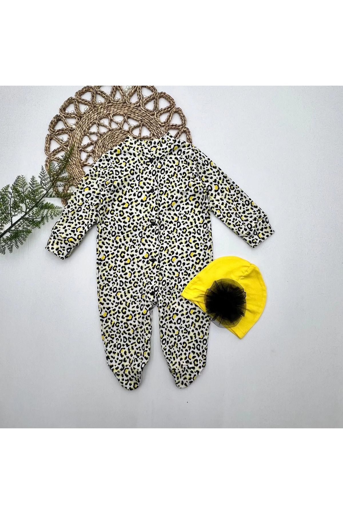 onlinebutik Leopar Baskılı Tam Boy Çıtçıtlı Patikli Güllü Boneli Kız Bebek Tulumu
