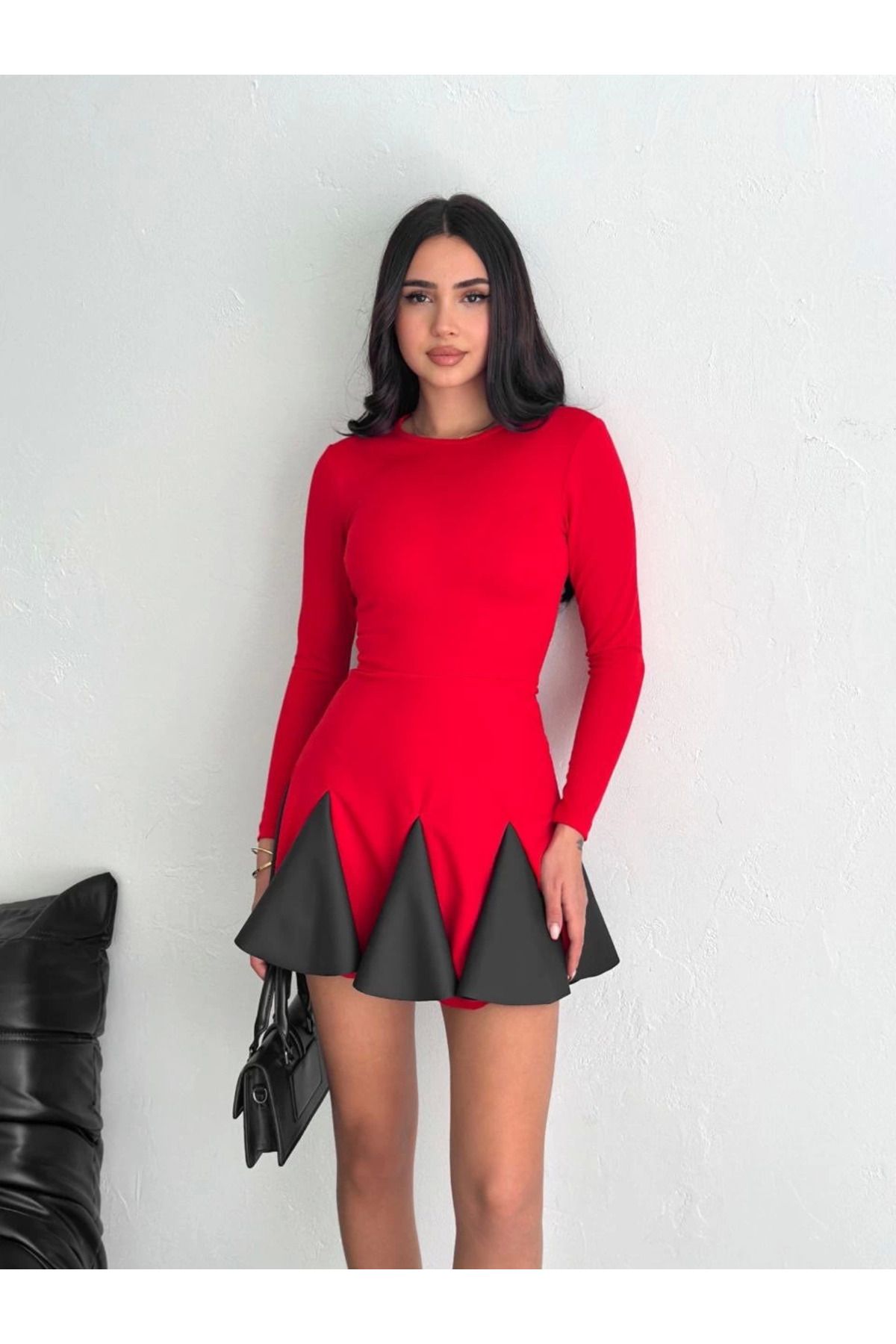 İntive Lingerie Eteği Kloş Crep Mini Kırmızı/Siyah Uzun Kollu Bisiklet Yaka Elbise