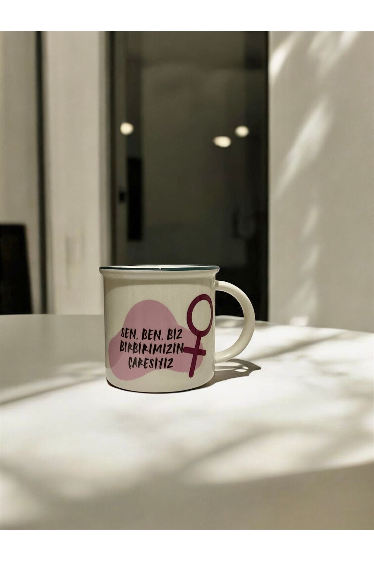 Butik Rue Design Feminist Sloganlı Özel Tasarım Seramik Kupa "Sen, Ben, Biz Birbirimizin Çaresiyiz”