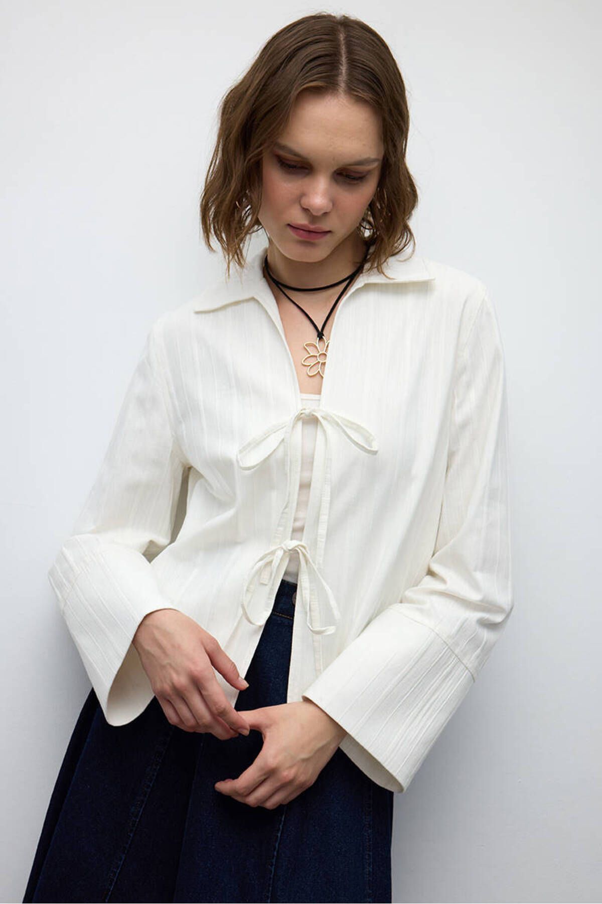 BE BLUE-Ecru Ribbon Top Set 6