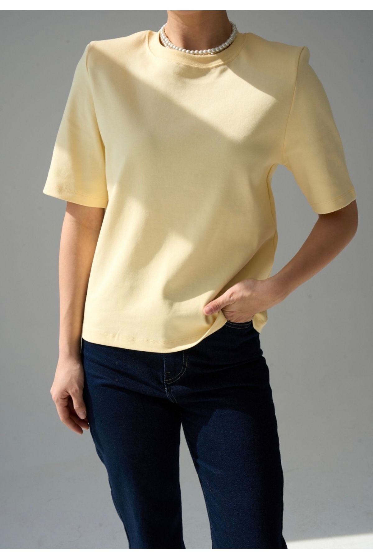 GİZEM KAYGISIZ Yuvarlak Yaka Basic Tshirt