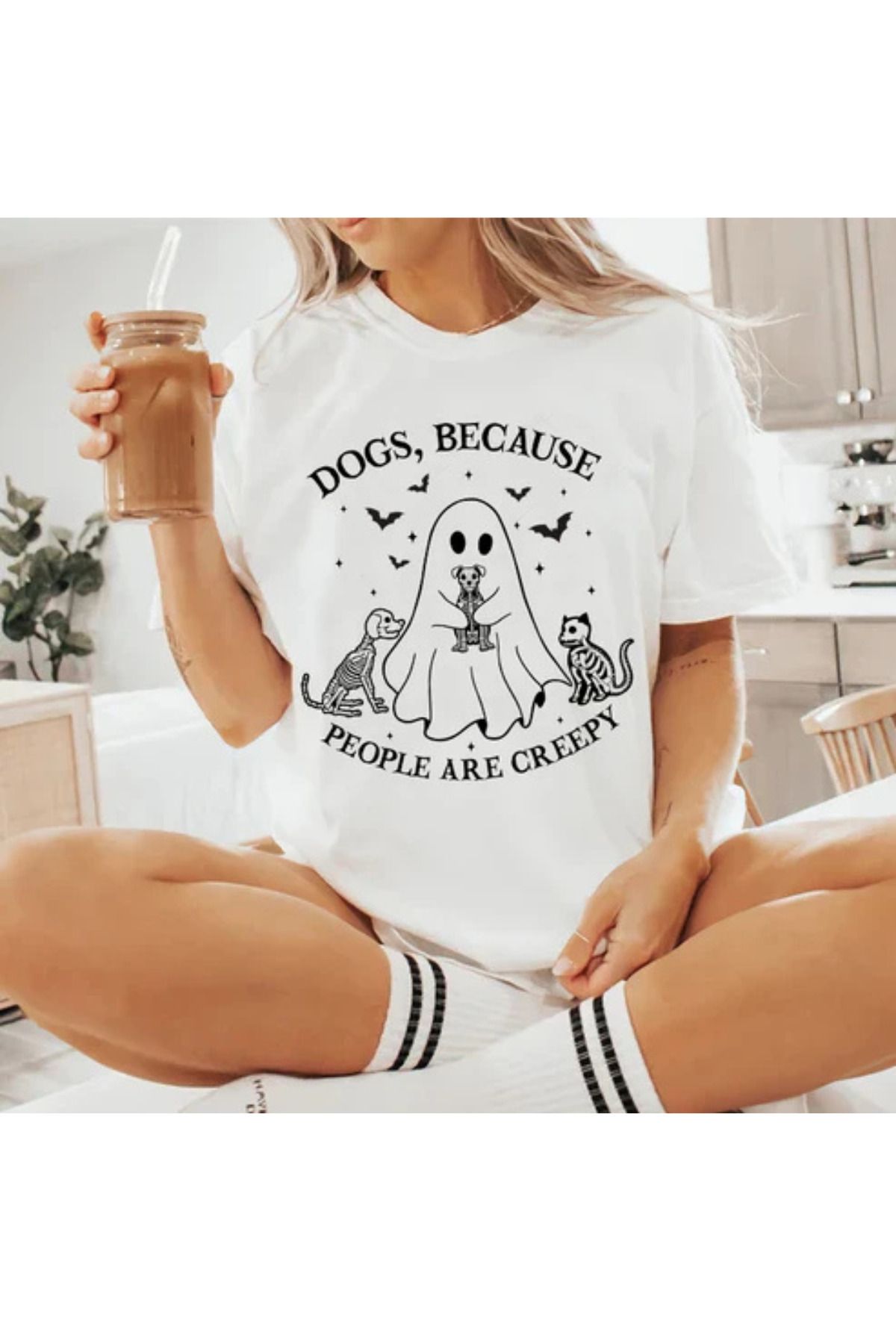 DESCARTES Dogs, Because People Are Creepy Baskılı T-shirt