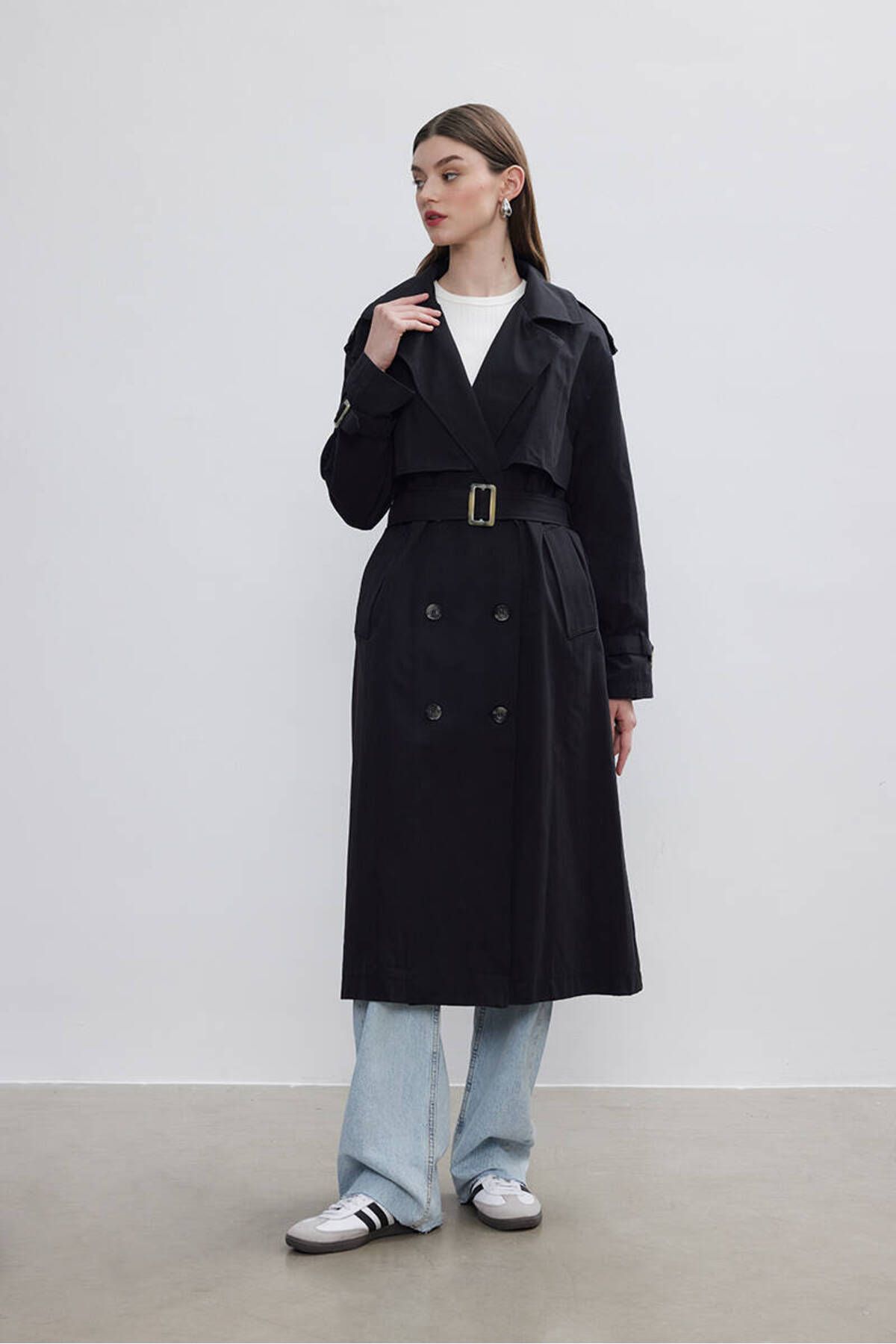 complete the look image