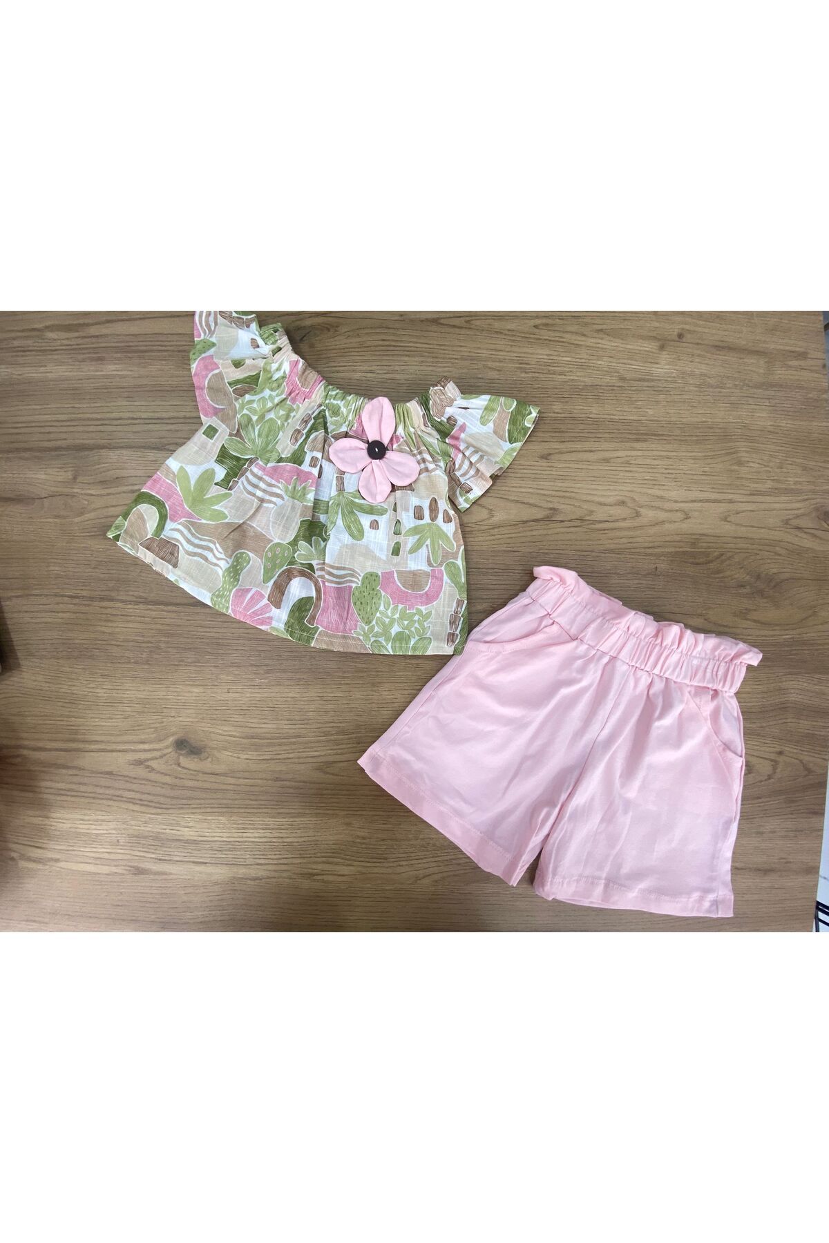 Vita Bella Luxe Bebek Çiçek Detaylı 2'li Şortlu Takım