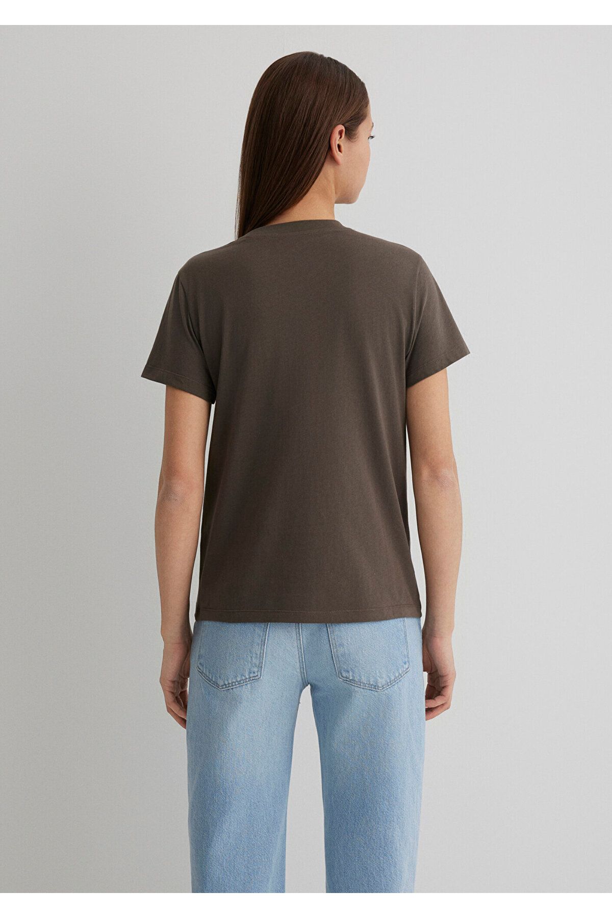 Mavi-Braunes T-Shirt mit Katzenmuster, halbschmale Passform 1613200 -81959 4