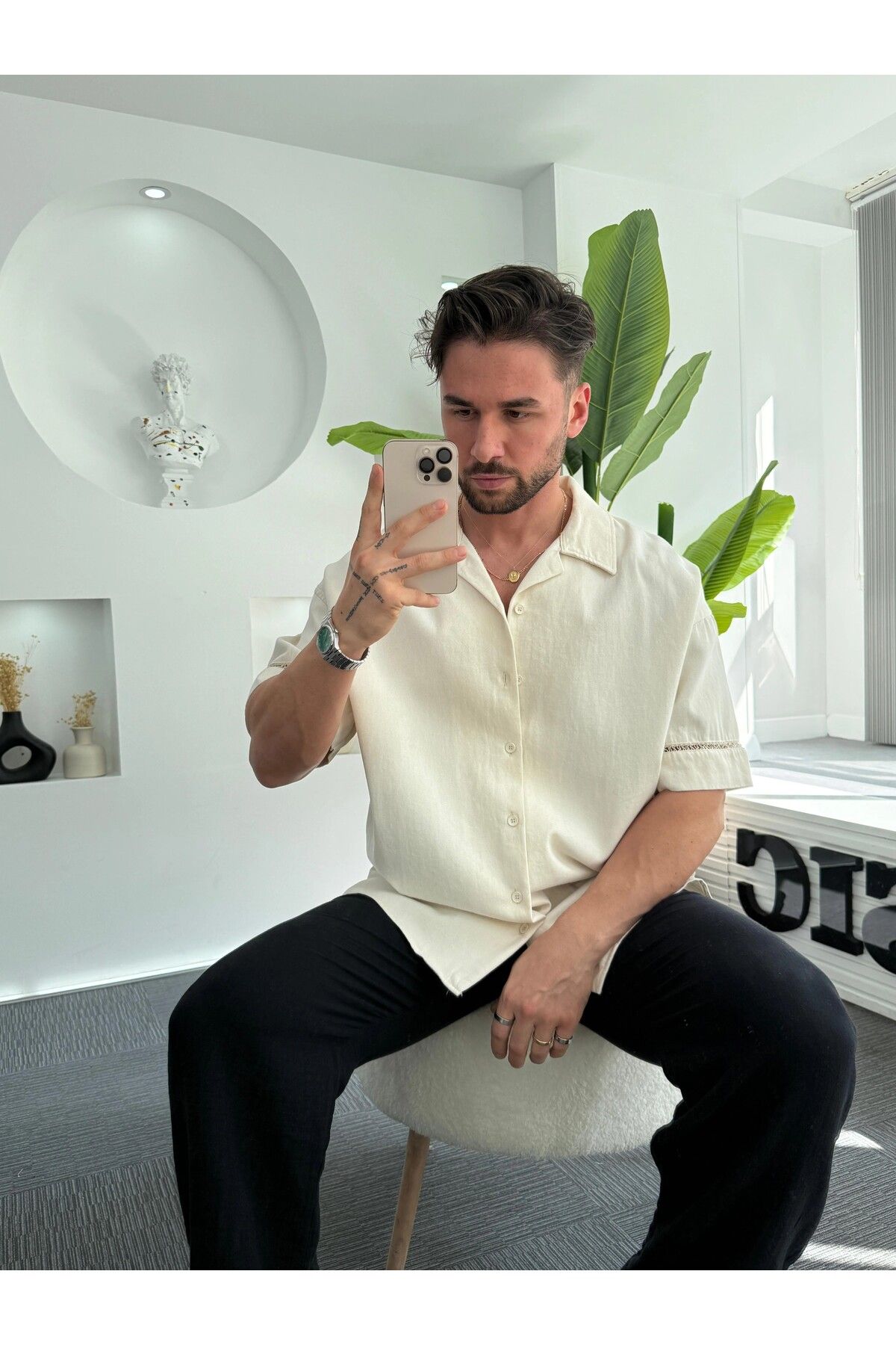 UTTBASİC Bej Kısa Kol Nakışlı Oversize Gabardin Gömlek