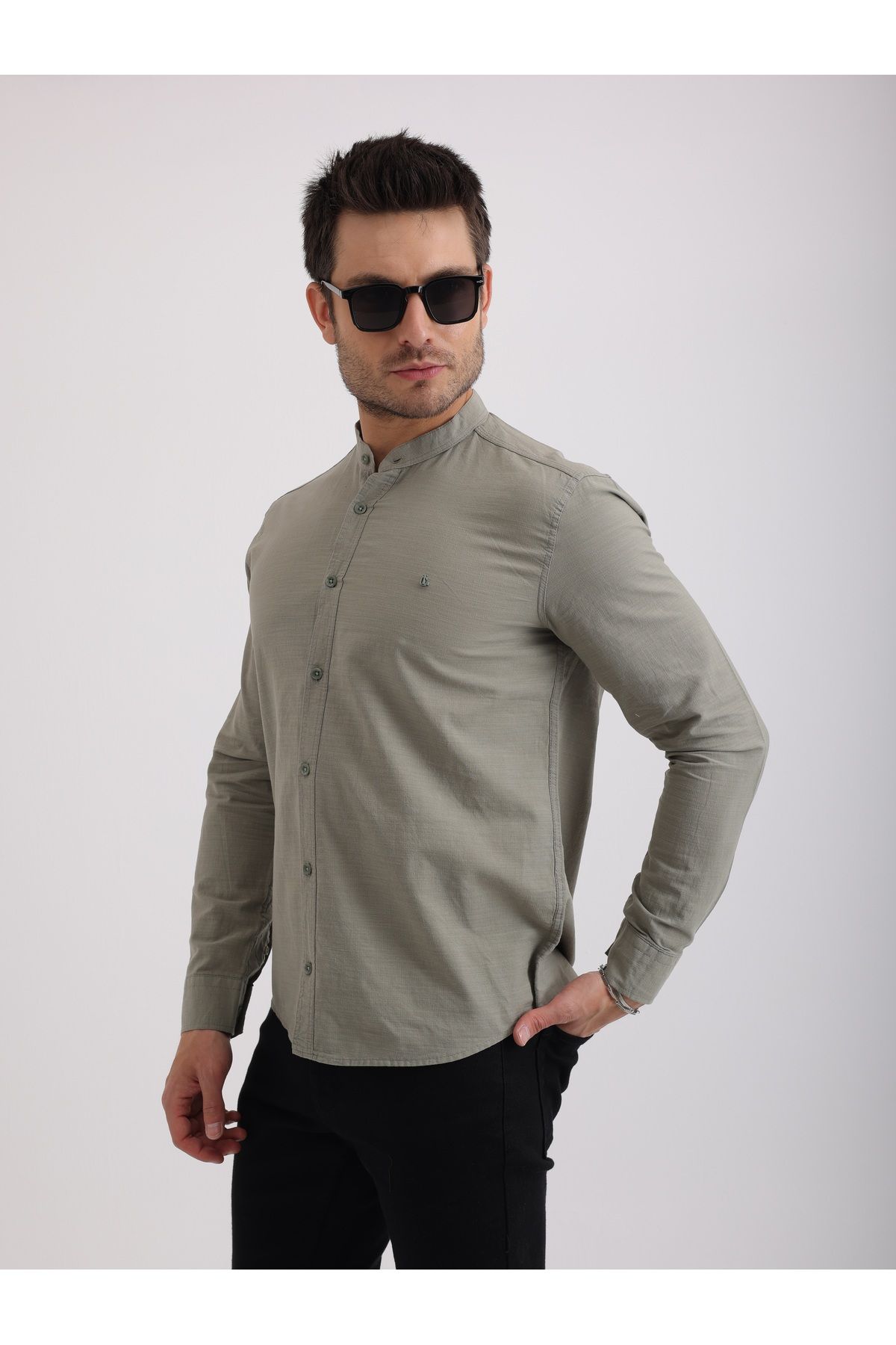 Sabe Erkek Slim Fit Hakim Yaka Haki Şık ve Rahat Keten Gömlek
