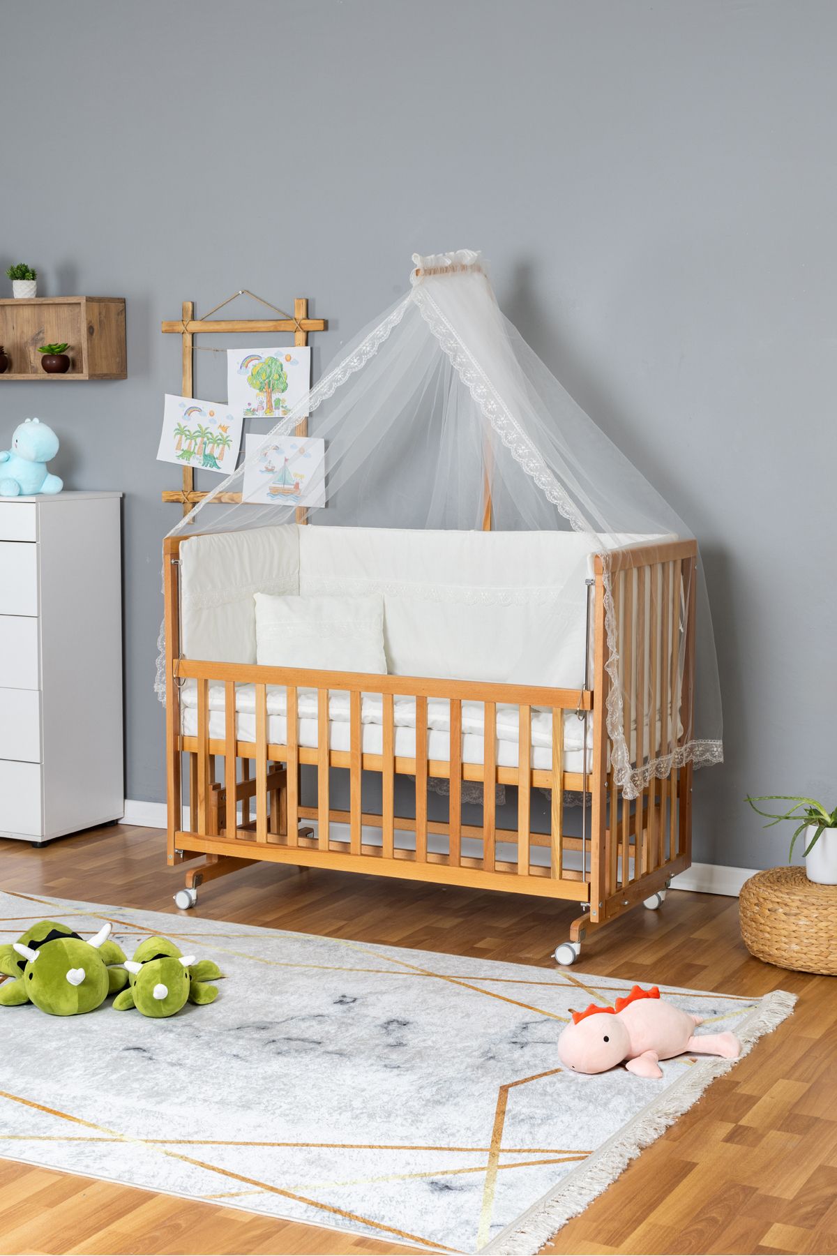 Carino Wins Ahşap Beşik Anne Yanı Yeni Doğan Asya Organik Bebek Beşiği KREM GÜPÜR UYKU SETLİ + TEKERLEKLİ