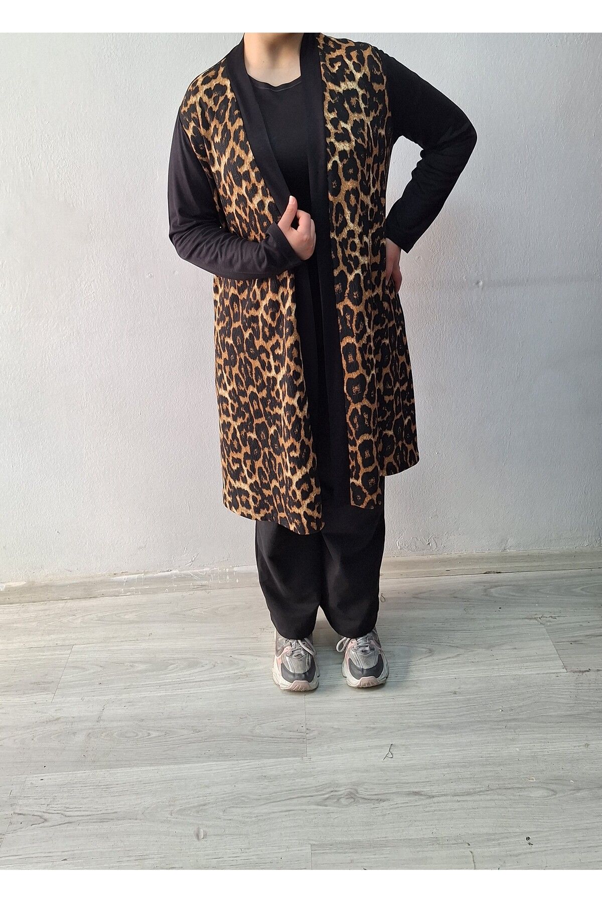 Belirteç PARVEN Leoparlı Bant Hırka