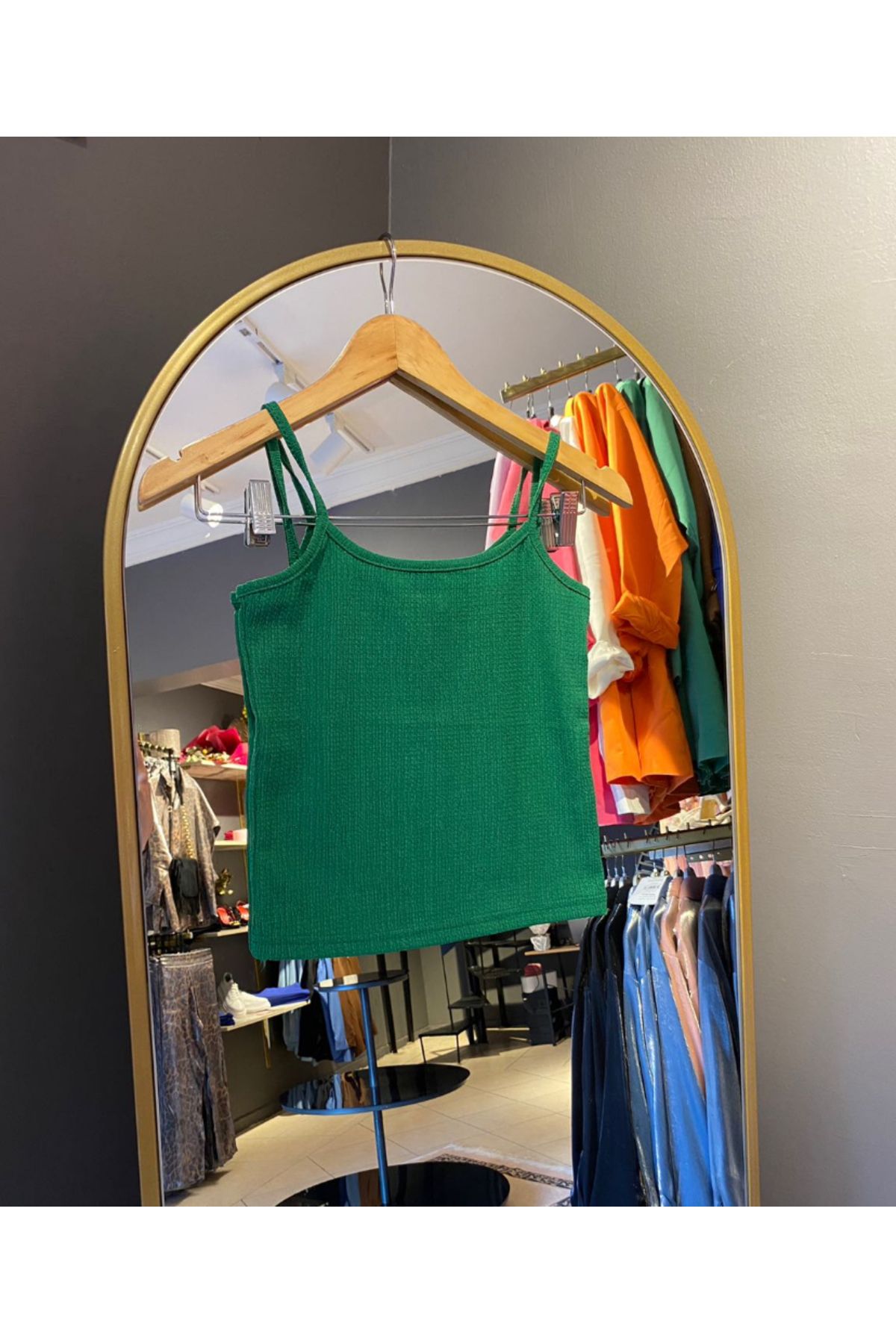 MODA NUR İnce Askılı Crop