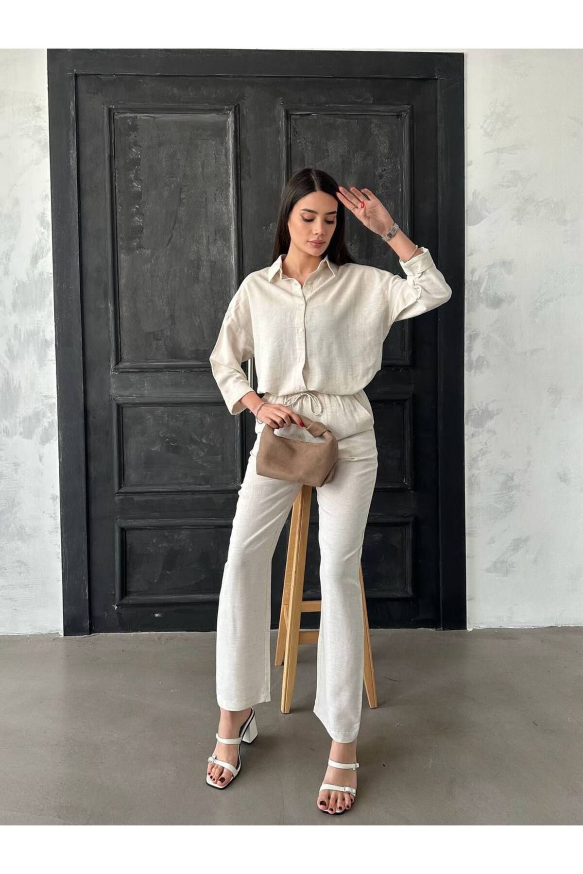Abalı Yeni sezon-Triko Korspan ،Soğuk İp ,yumuşak, yazlık Triko taşlı bluz . Meryem model.