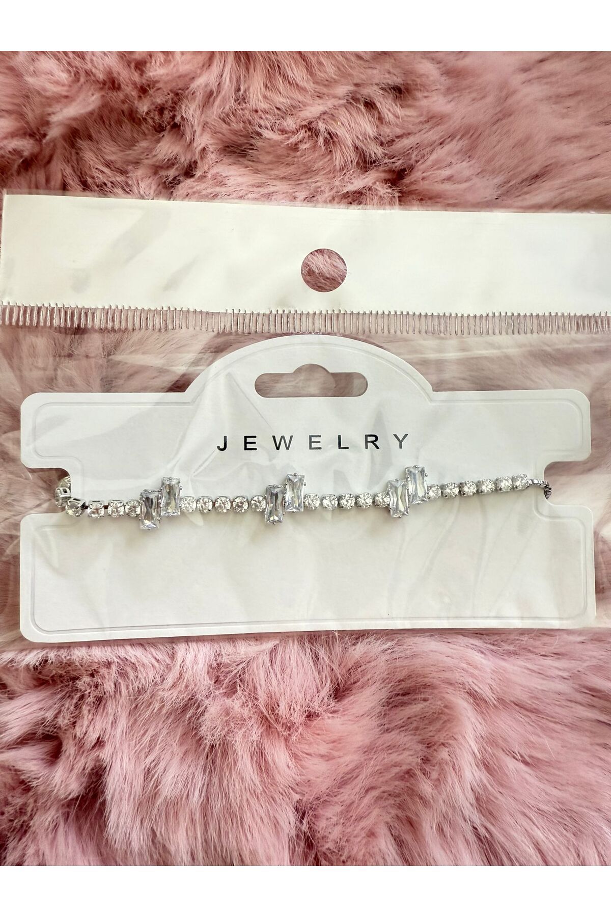 Butik Zarif Baguette Kesim Taşlı Çelik Bileklik - Su Yolu Model