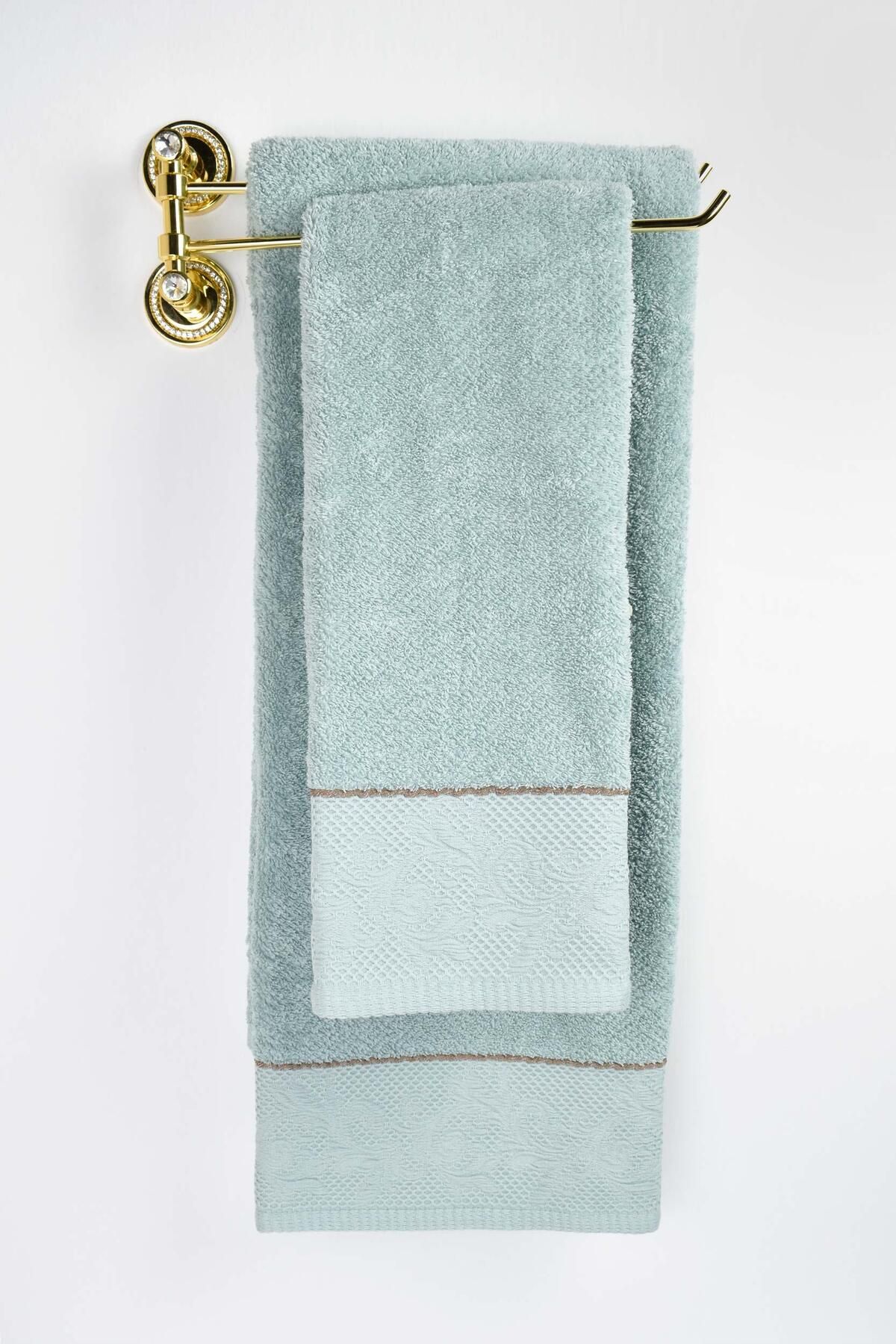 Biriz Moda Emily Jakarlı Banyo Havlusu - Yeşil