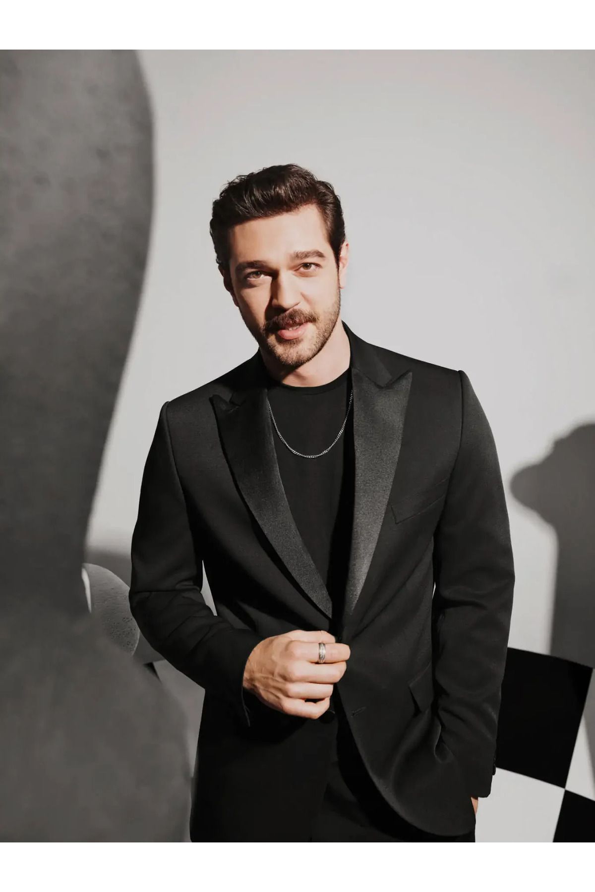 Kip Siyah Düz Slim Fit Çıkarılabilir Kruvaze Yaka Dokuma Smokin Takım Elbise