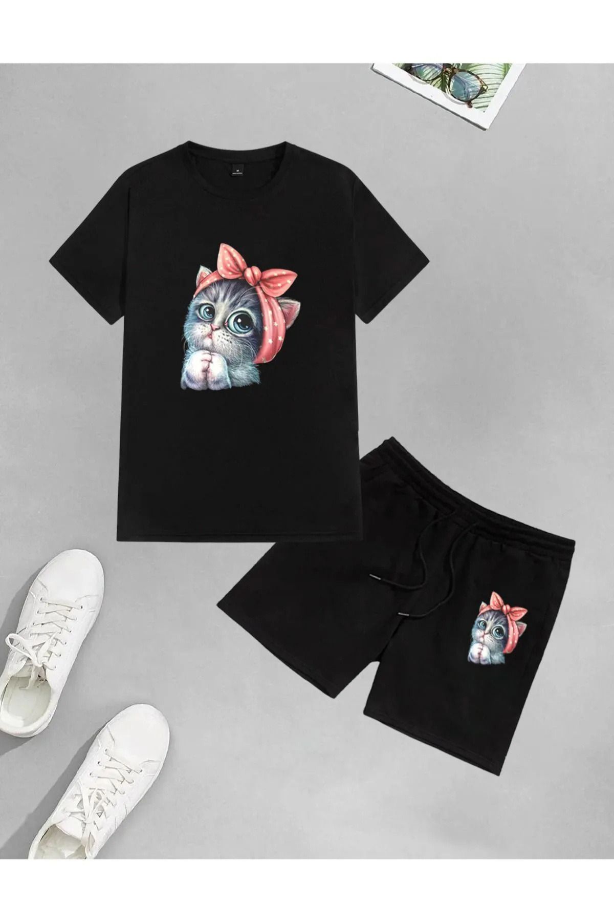 DESCARTES _Unisex Sevimli Minik Kedi Baskılı Şort-T-shirt takımı