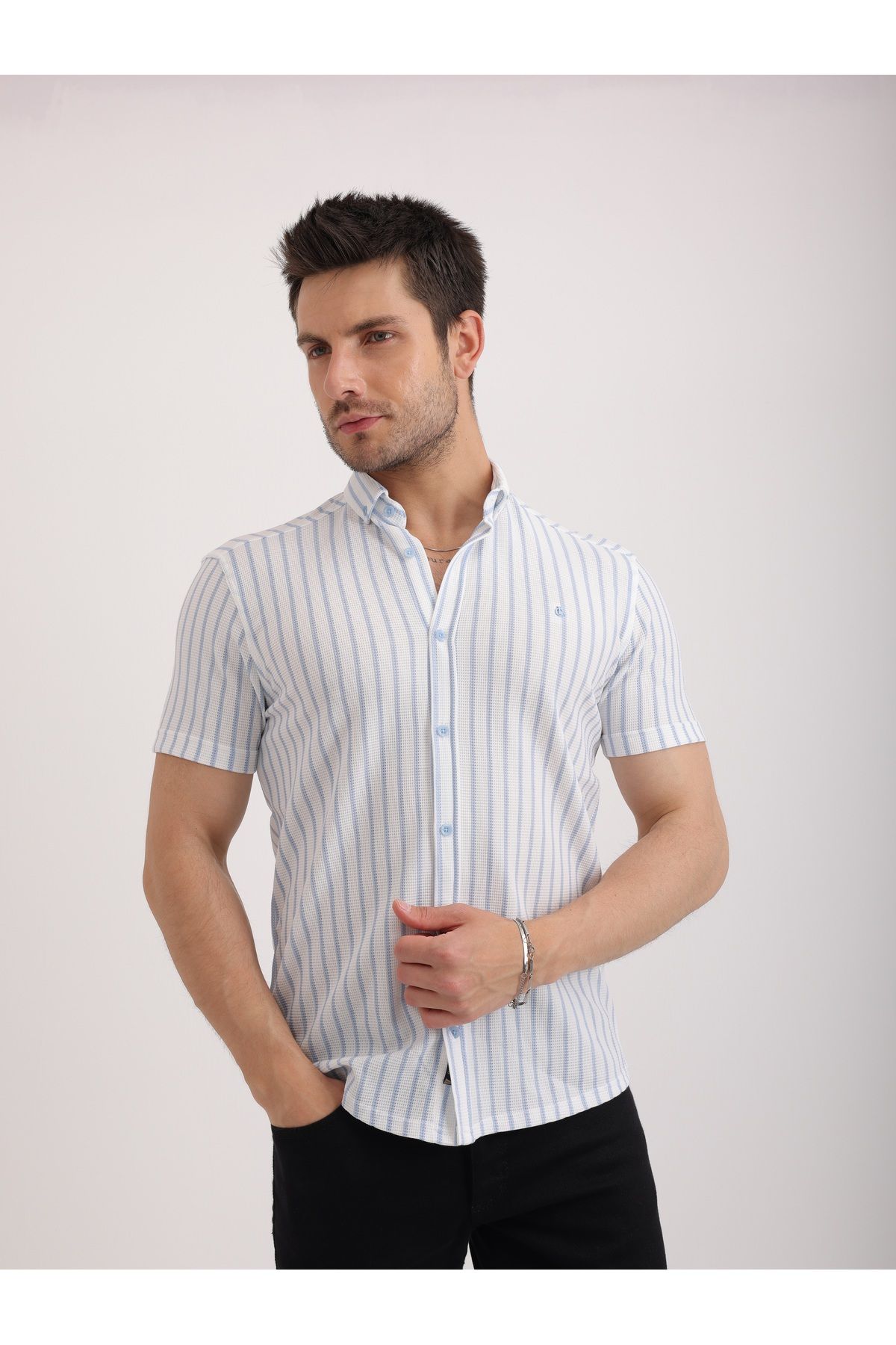 Sabe Erkek Slim Fit Mavi Likralı Nefes Alan Örme Çizgili Kısa Kol Gömlek