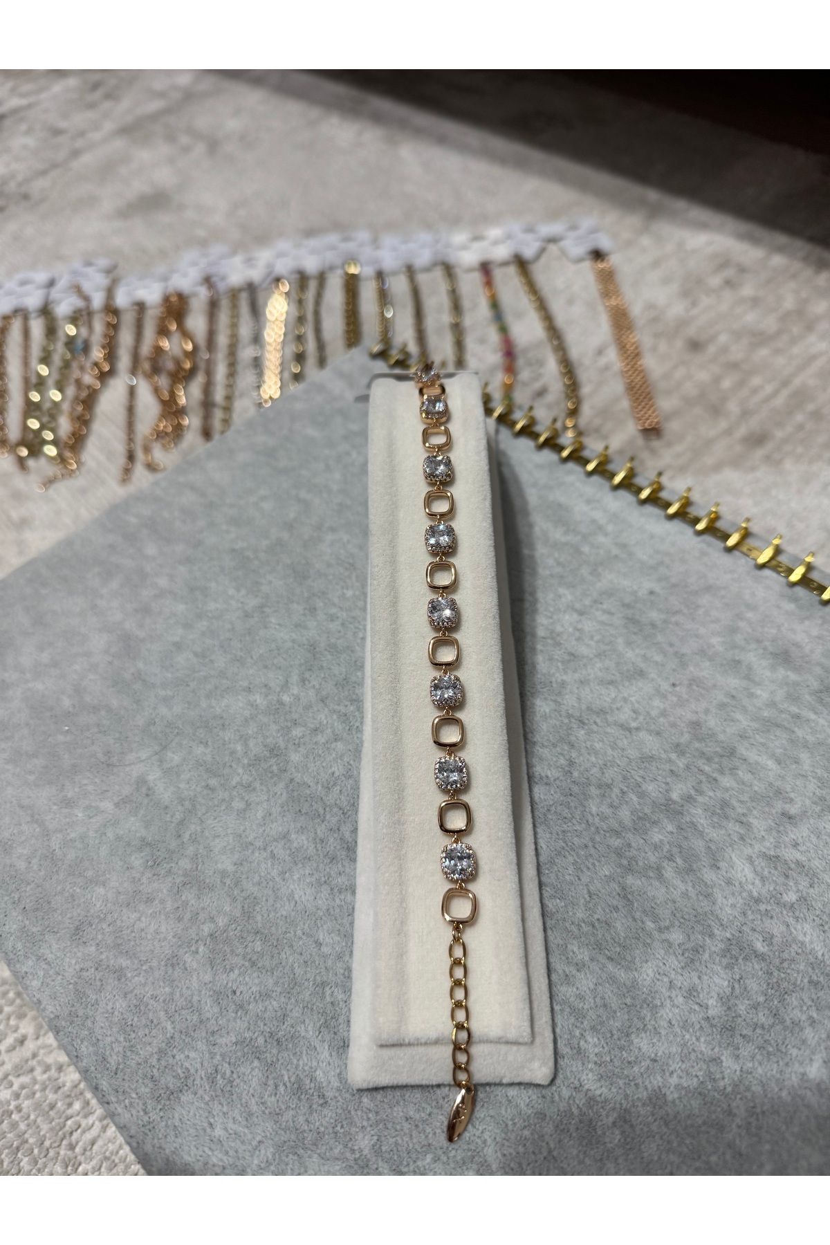 XUPING JEWELRY KADIN 18K ÇELİK PASLANMAZ KARARMAZ BİLEKLİK