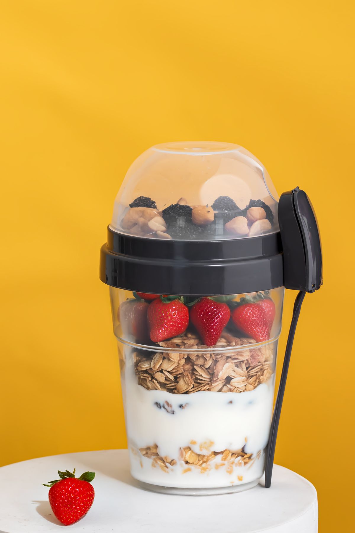 Porsima 4327 Yoğurt Kabı – Pratik Taşınabilir Kaşıklı Atıştırmalık Kabı-Antrasit 650ml+200ml