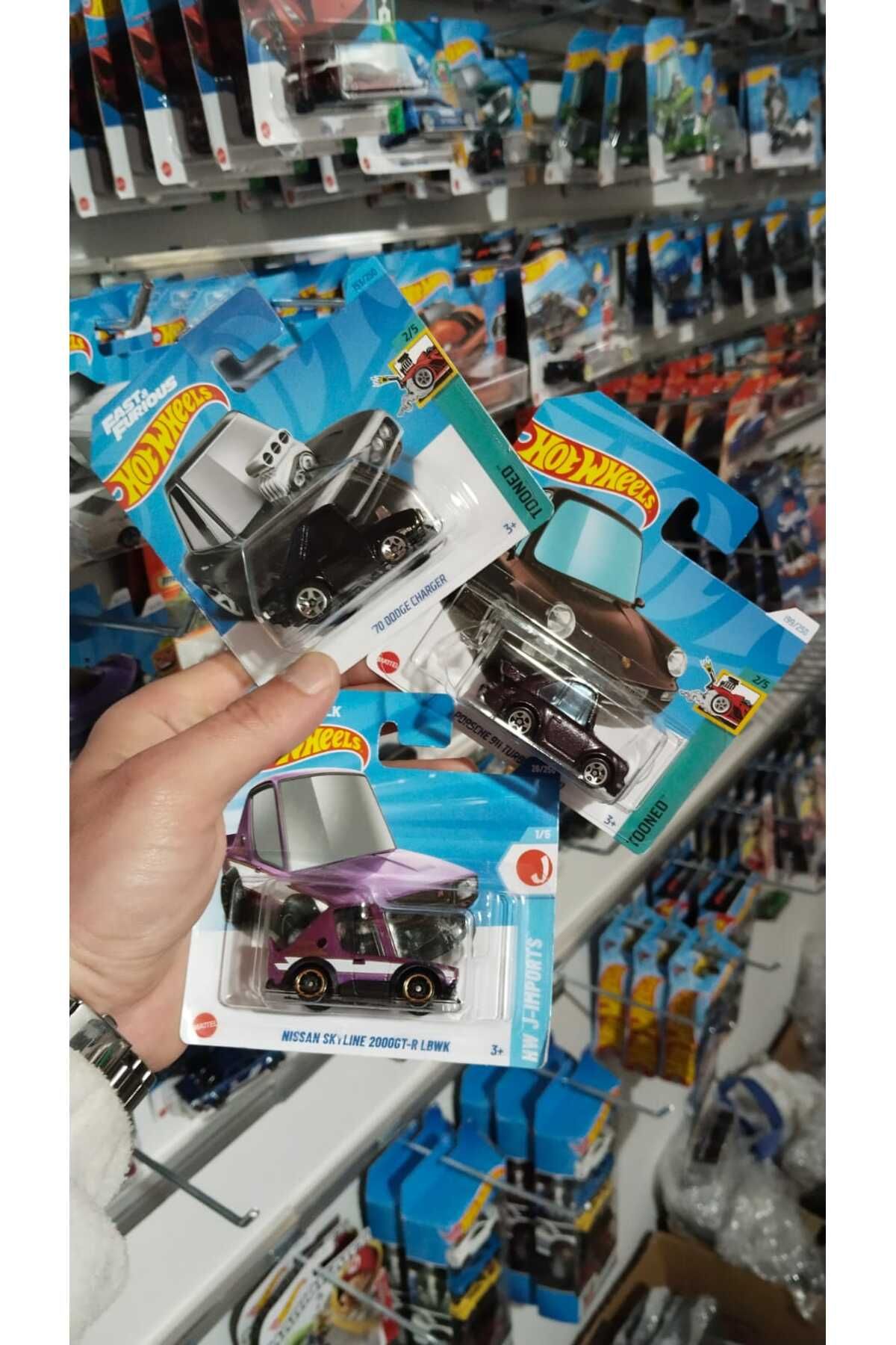 HOT WHEELS nissan skyline, porsche 911, dogge charger mini