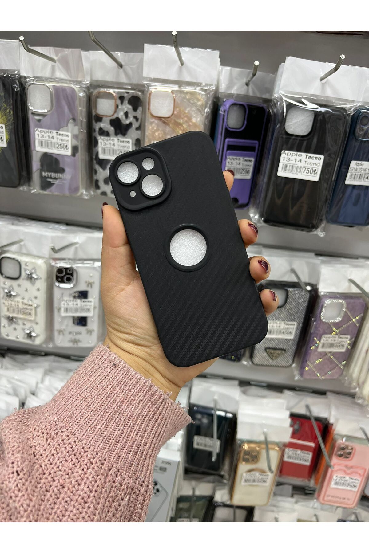 TECNOTREND Apple İphone 15 Logo Gösteren Karbon Kılıf