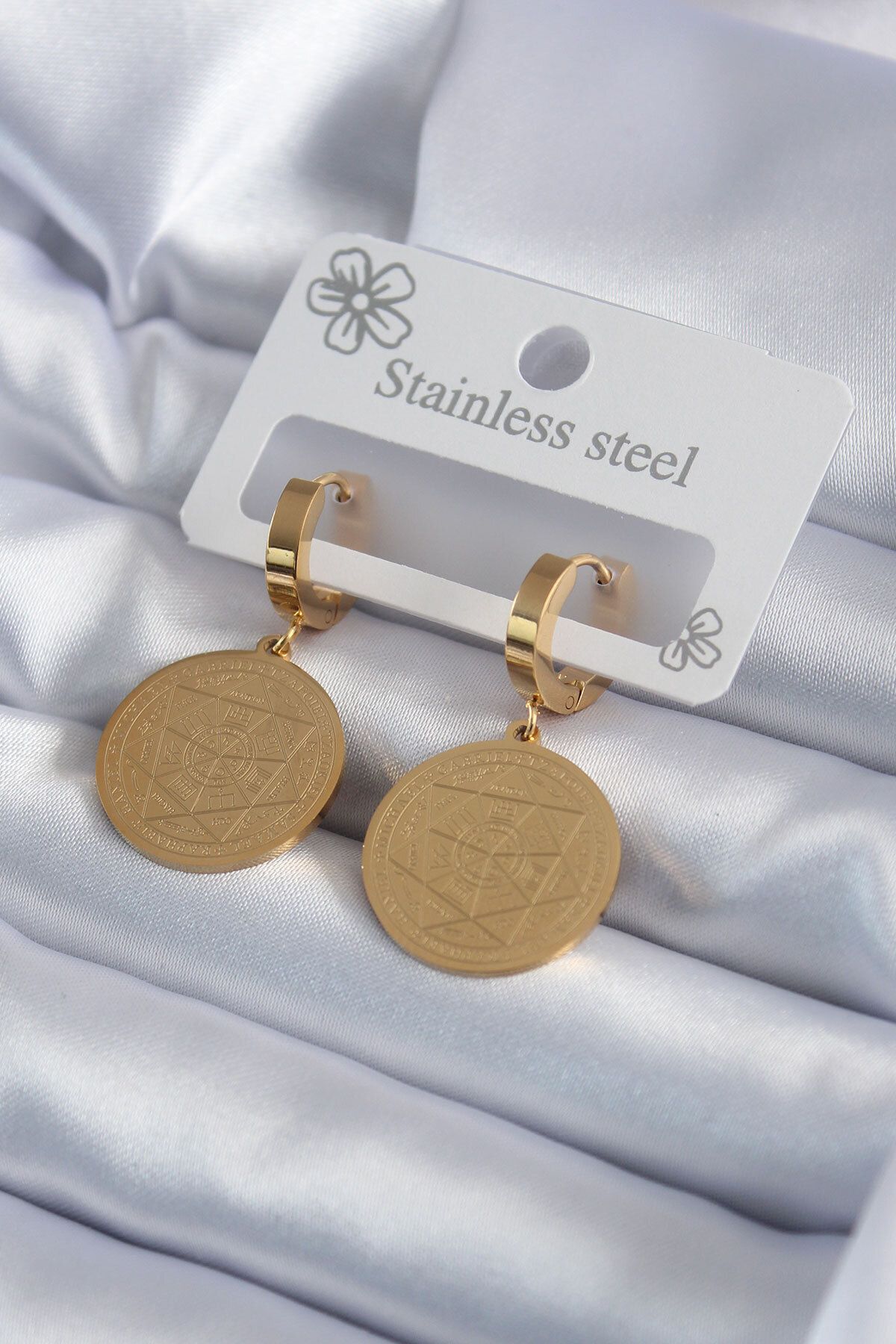 melfxxl eticaret 316L Çelik Gold Renk Pentagram İşleme Model Kadın Küpe - Lisinya