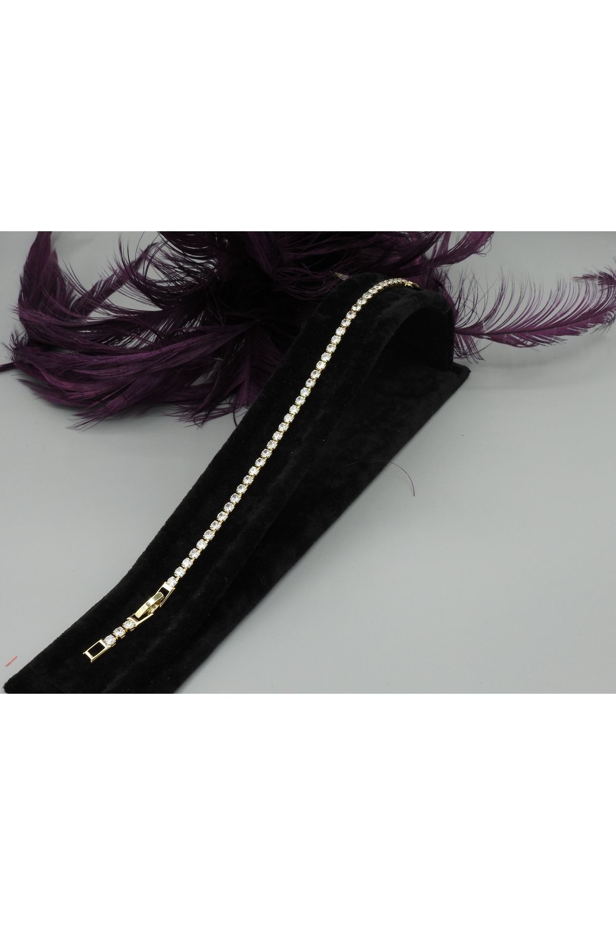 velissa GOLD RENGİNDE İNCE SU YOLU BİLEKLİK