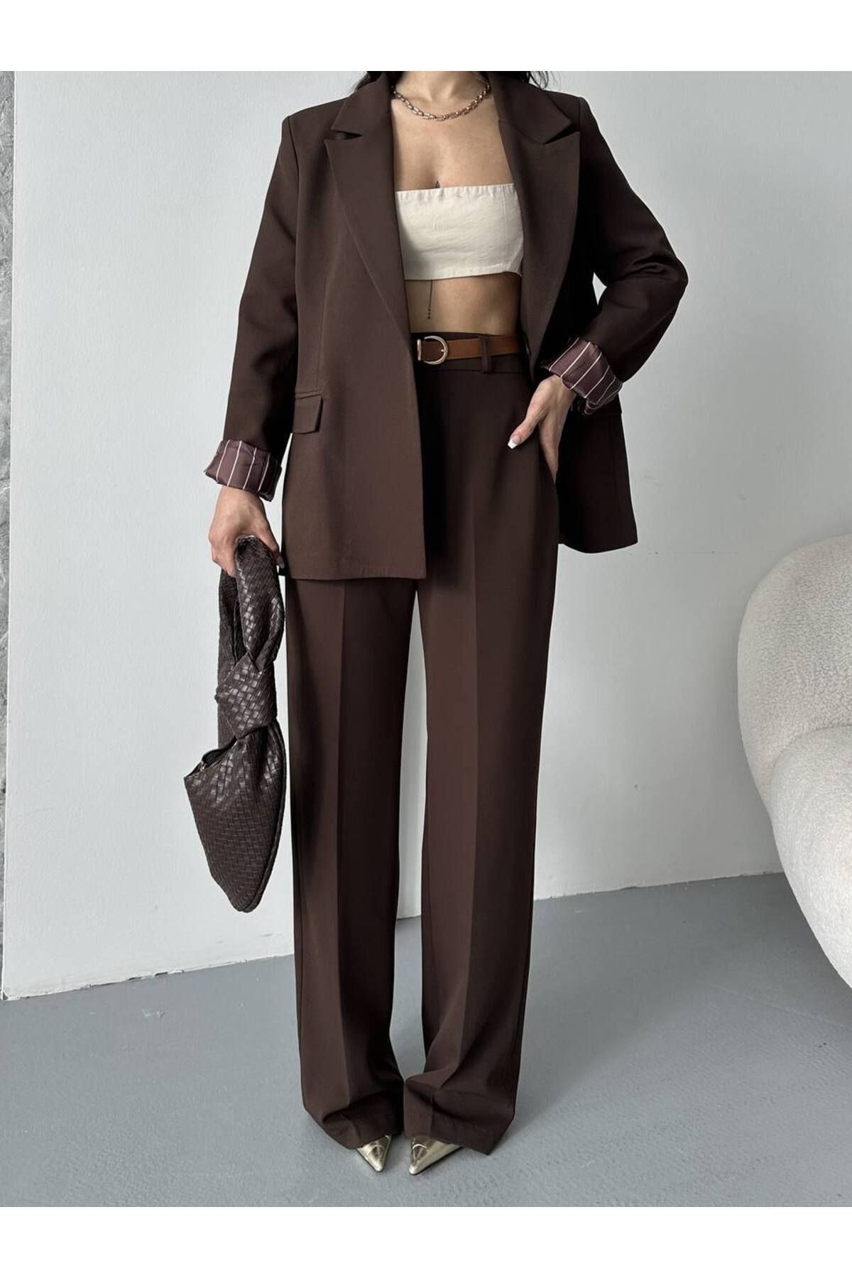 Moda İkra blazer ceket pantolon kemerli takım