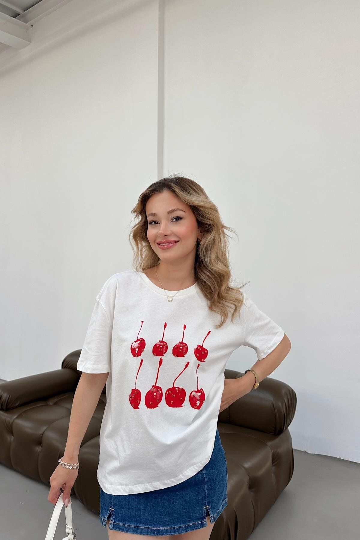 mylove Kirazlı Taş Baskılı Tshirt Beyaz