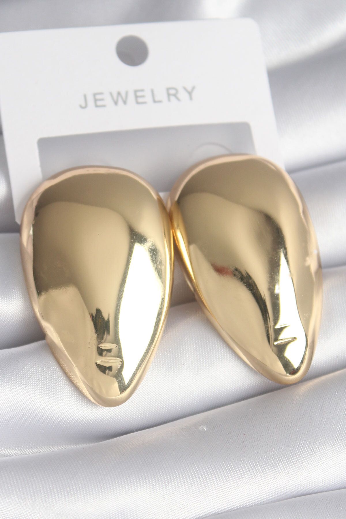 melfxxl eticaret Pirinç Gold Renk Badem Model Kadın Küpe - Lisinya