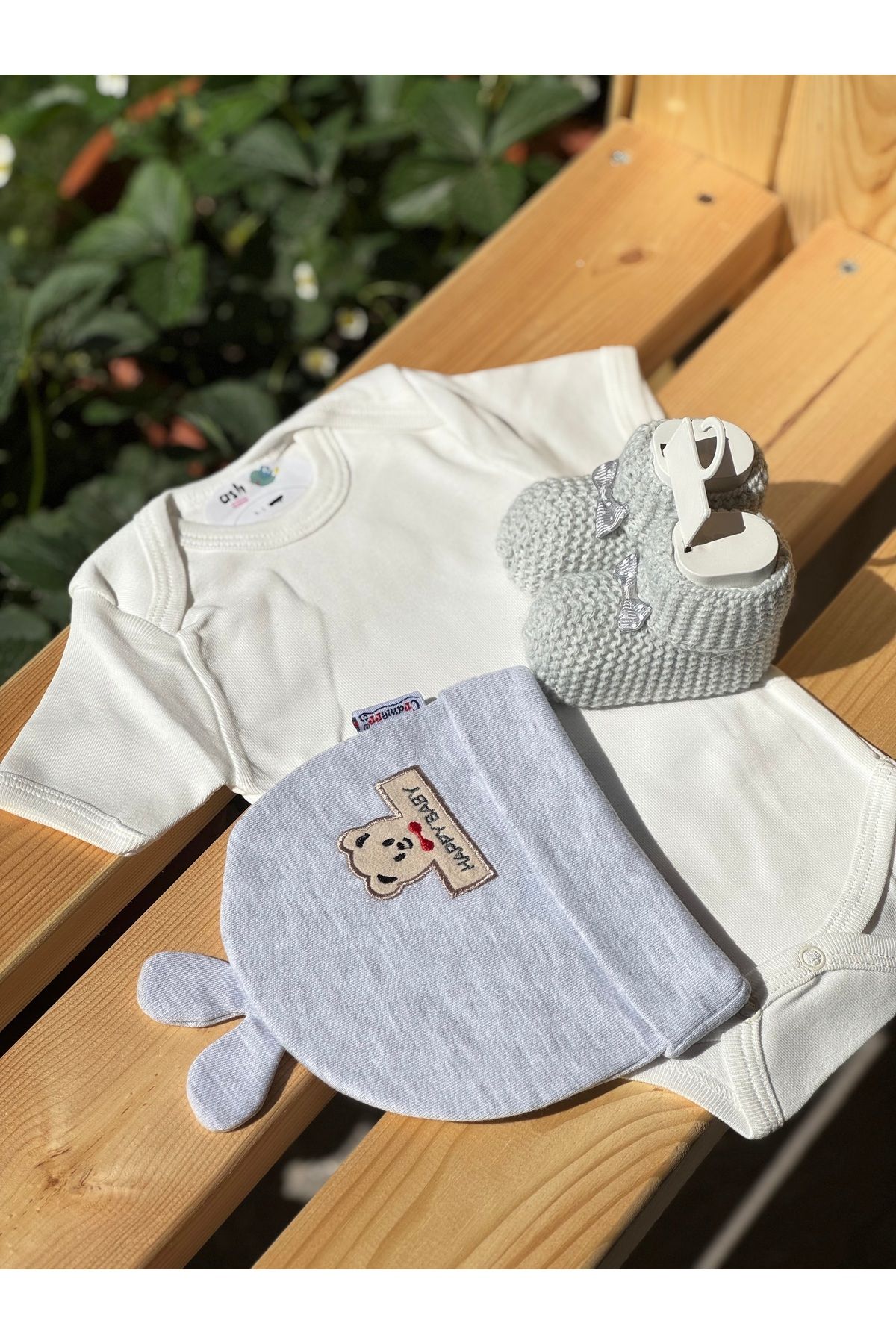 BETSY STUDIO Bebek Patik Bere Zıbın Set Yenidoğan Hediyelik