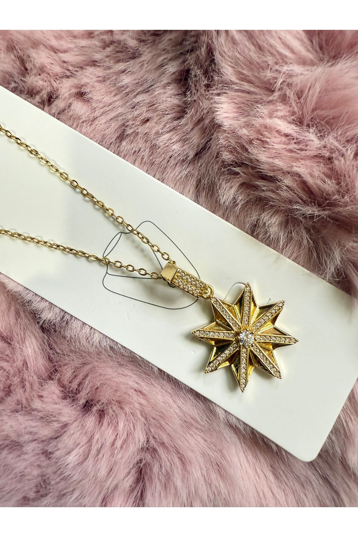 Butik Yeni Sezon Parlak Taşlı Yıldız Figürlü Şık Kolye