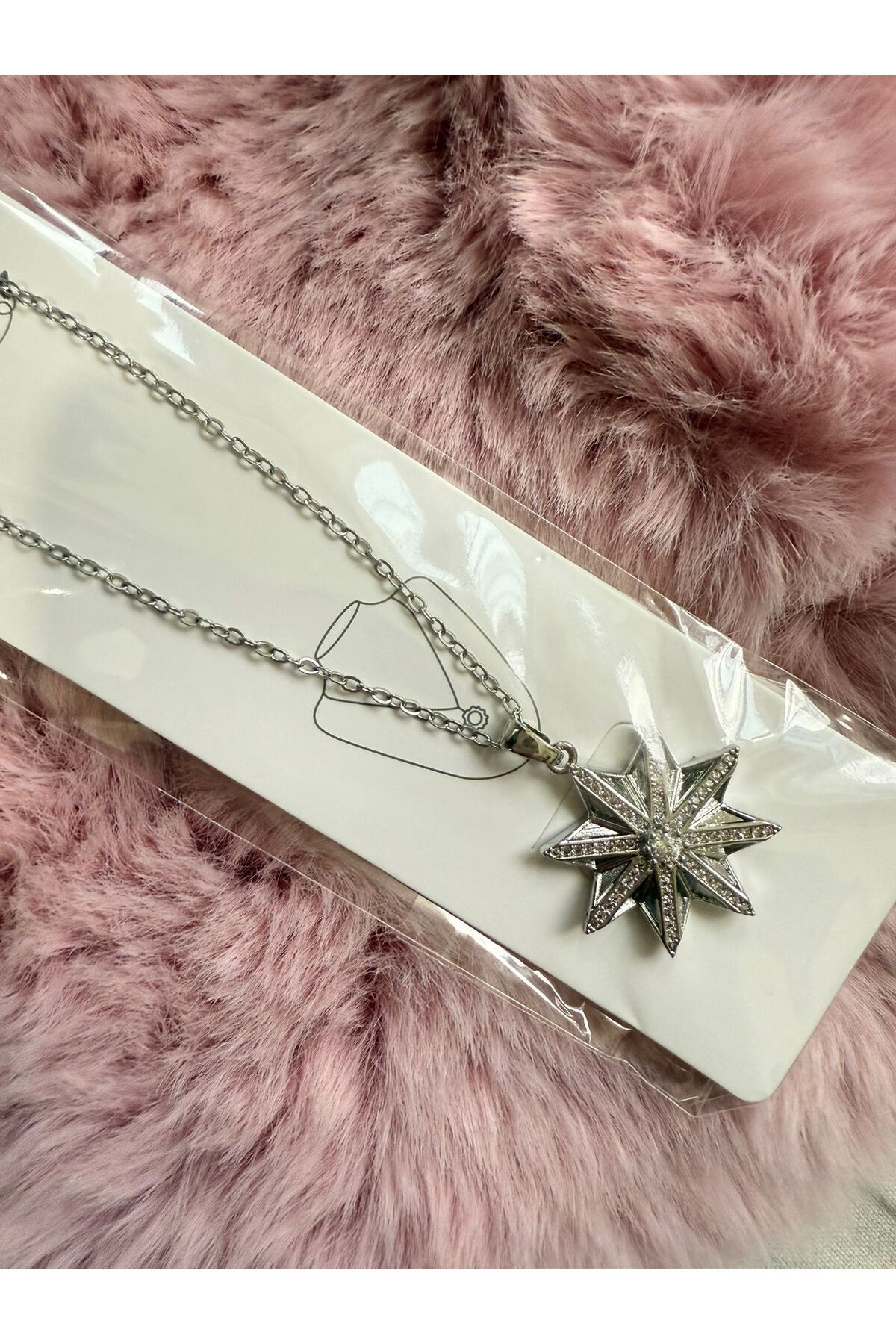Butik Yeni Sezon Parlak Taşlı Yıldız Figürlü Şık Kolye